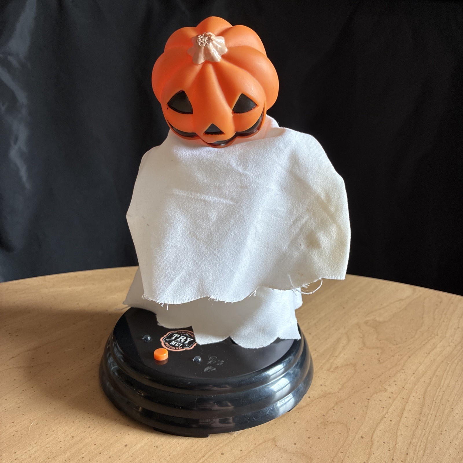 READ Gemmy Grave Raver Musical Pumpkin Jack-O-Lantern Ghost Halloween Decor Prop