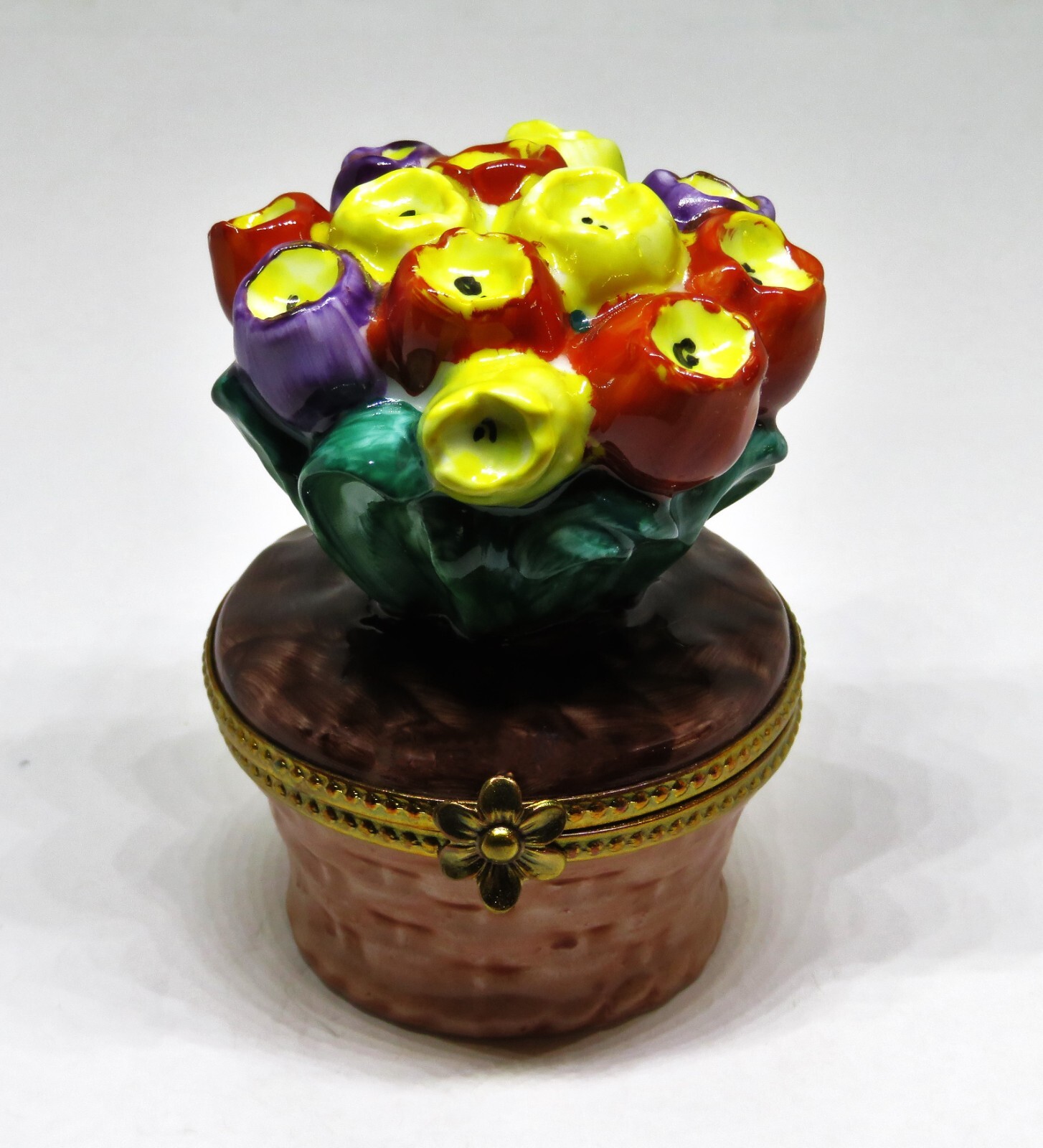 LIMOGES BOX ~ ROCHARD ~ VINTAGE BASKET OF TULIPS ~ FLOWERS ~ HAND PAINTED LIMOGES BOX ~ ROCHARD ~ VINTAGE BASKET OF TULIPS ~ FLOWERS ~ HAND PAINTED