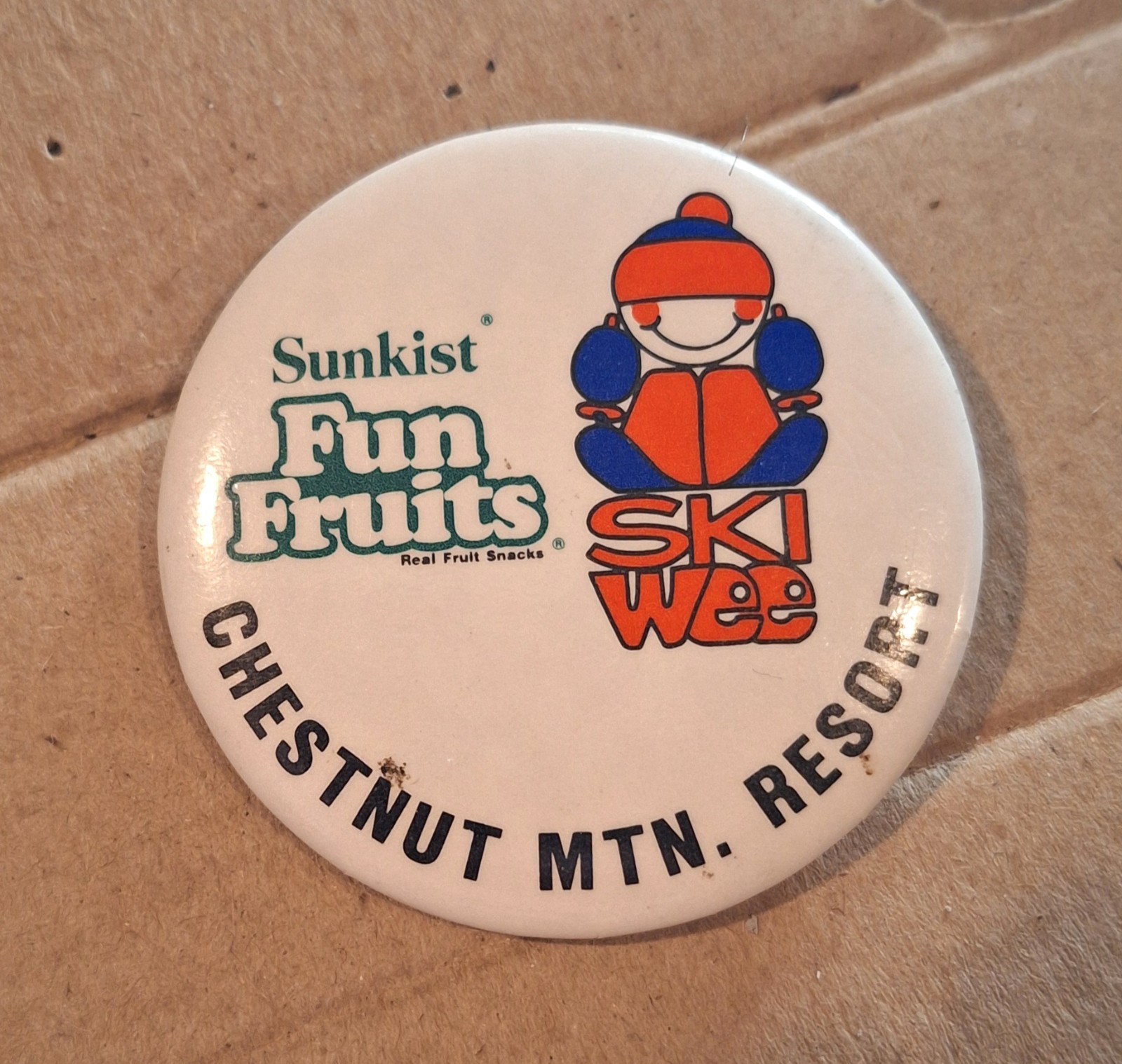 vintage 1987 Sunkist Fun Fruits Ski Wee Chestnut Mtn. Resort pinback button vintage 1987 Sunkist Fun Fruits Ski Wee Chestnut Mtn. Resort pinback button