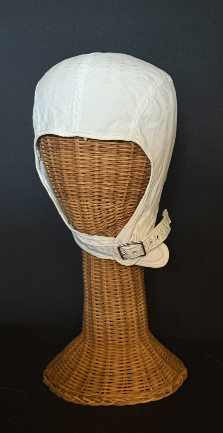 Vtg 1940s / 50s era US NAVY, MILITARY FLIGHT HAT w/ CHIN STRAP, White Cotton