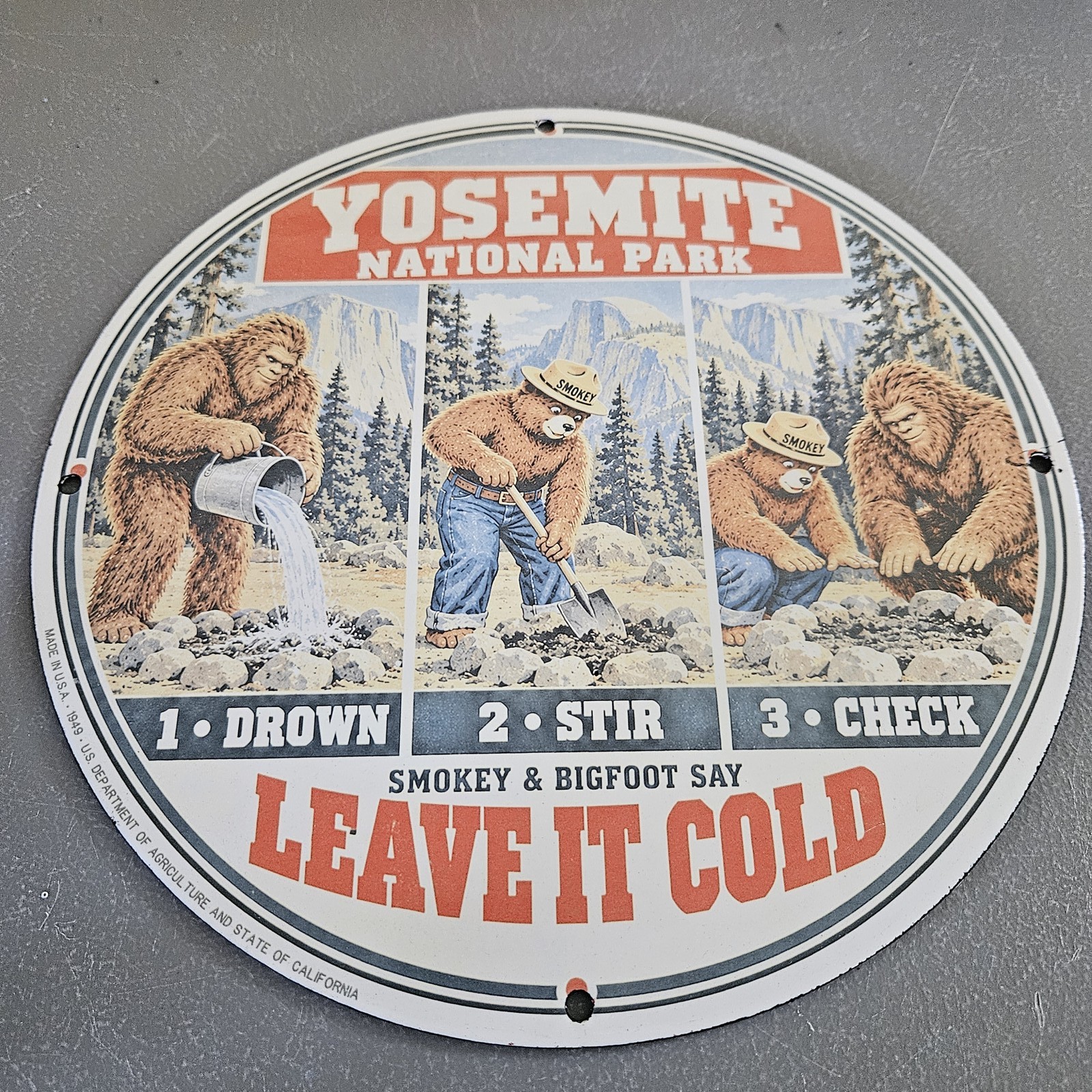 VINTAGE 1949 YOSEMITE NATIONAL PARK 12" PORCELAIN SIGN SMOKEY BEAR BIGFOOT VINTAGE 1949 YOSEMITE NATIONAL PARK 12" PORCELAIN SIGN SMOKEY BEAR BIGFOOT