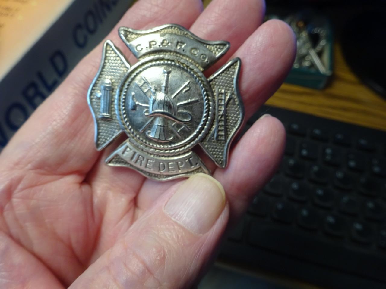 ANTIQUE OBSOLETE "C.P. & F. CO. Fire Dept. Pinback Badge" CAMBRIDGE CITY INDIANA ANTIQUE OBSOLETE "C.P. & F. CO. Fire Dept. Pinback Badge" CAMBRIDGE CITY INDIANA