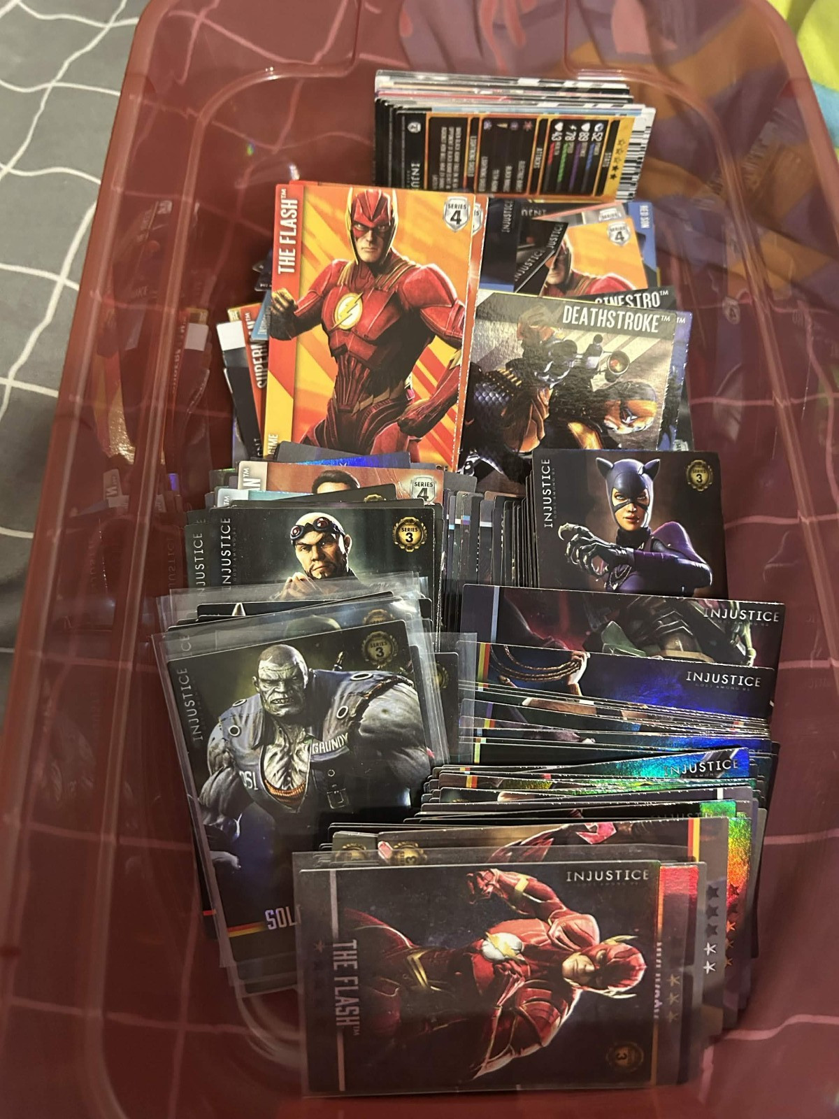 DC Injustice Gods Among Us Arcade Series 3 over Tons of Cards over 100