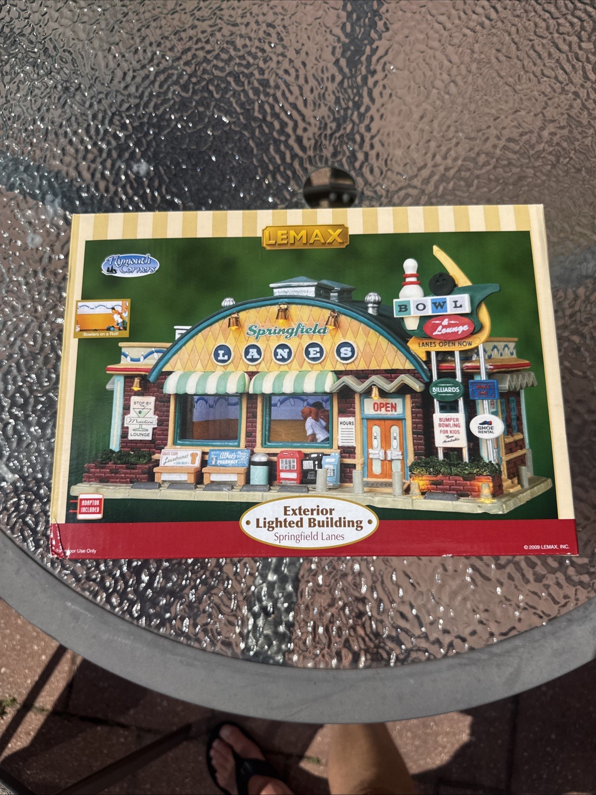 2009 LEMAX #95817 SPRINGFIELD LANES Lighted Christmas Village Decor NEW 2009 LEMAX #95817 SPRINGFIELD LANES Lighted Christmas Village Decor NEW