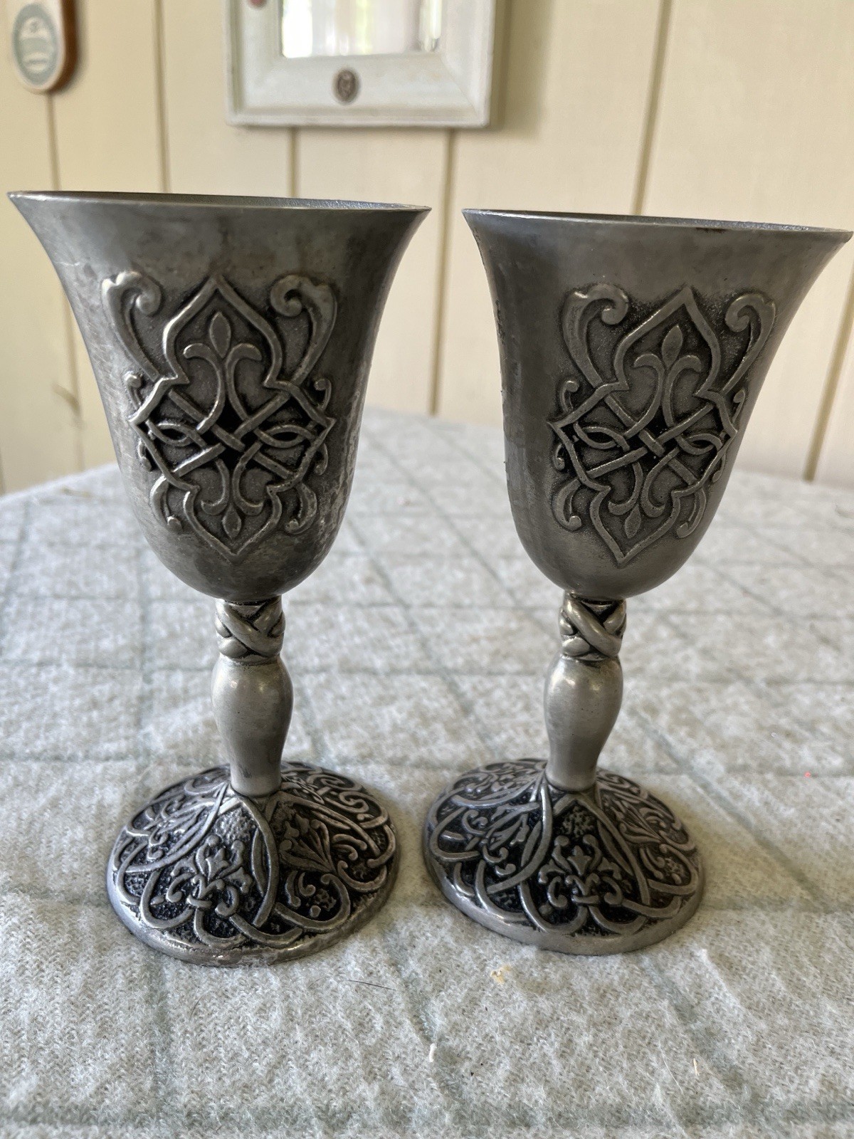 Set Of 2 Carson Pewter Goblet Chalice Cup Forevermore Gothic 7” Vintage 1996 Set Of 2 Carson Pewter Goblet Chalice Cup Forevermore Gothic 7” Vintage 1996