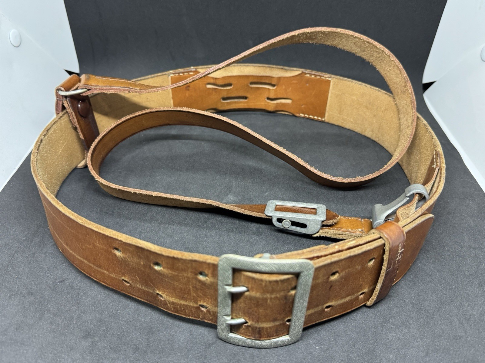 Early WWII German Heer Luftwaffe Officer Brown Leather Belt Cross Strap DRGM