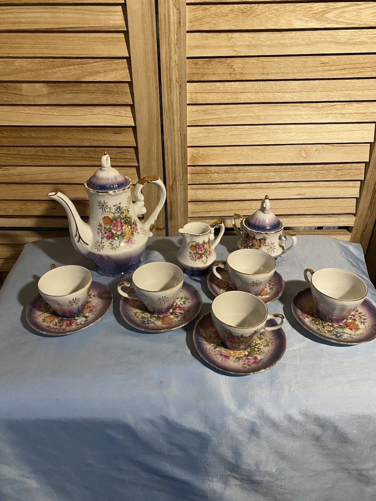 Vintage KPM Porcelain Beautiful Tea Set Of 13 Pieces Floral & Gold Details Vintage KPM Porcelain Beautiful Tea Set Of 13 Pieces Floral & Gold Details