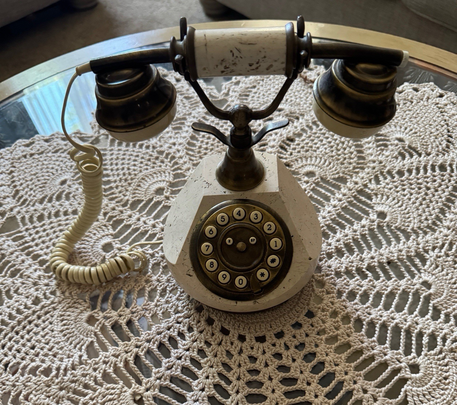 Vintage Horchow Neiman Marcus Marble & Brass Telephone – Made in Italy (~2001) Vintage Horchow Neiman Marcus Marble & Brass Telephone – Made in Italy (~2001)