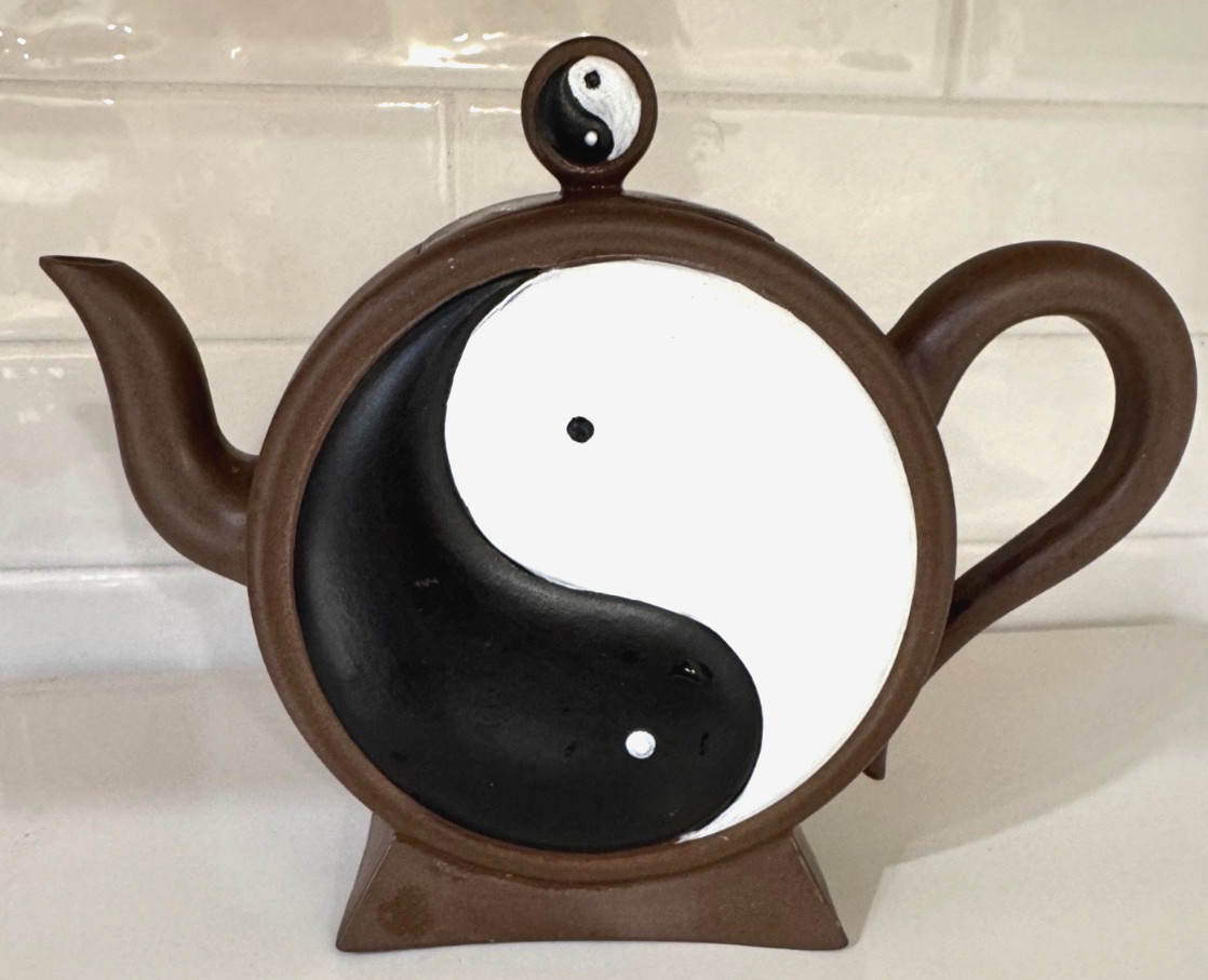 Yin & Yang / Wind & Water Chinese Ceramic Teapot Figurine Black & White NEW Yin & Yang / Wind & Water Chinese Ceramic Teapot Figurine Black & White NEW