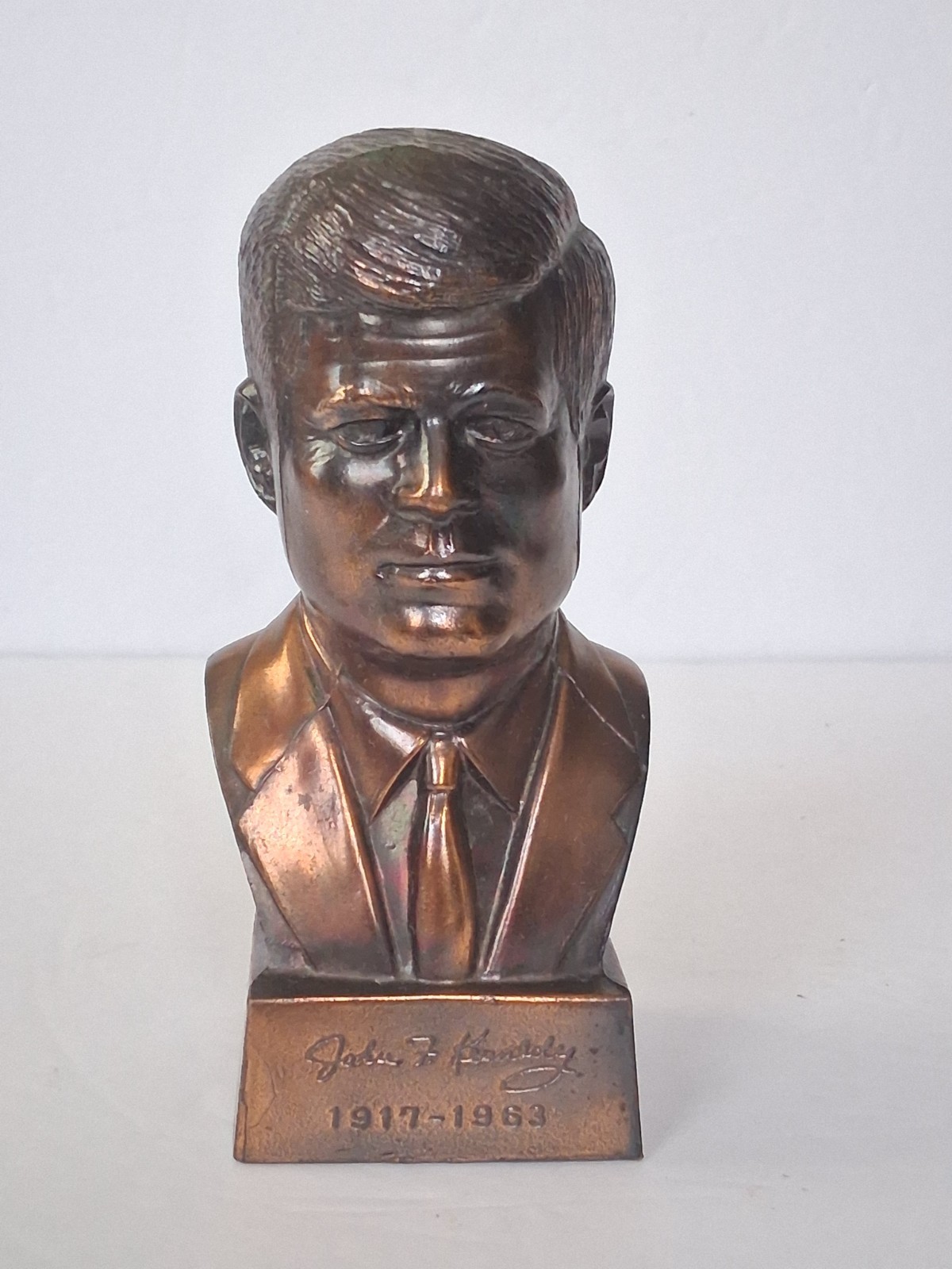 JFK John F Kennedy Vintage Metal Portrait Bust Desk Paperweight JFK John F Kennedy Vintage Metal Portrait Bust Desk Paperweight