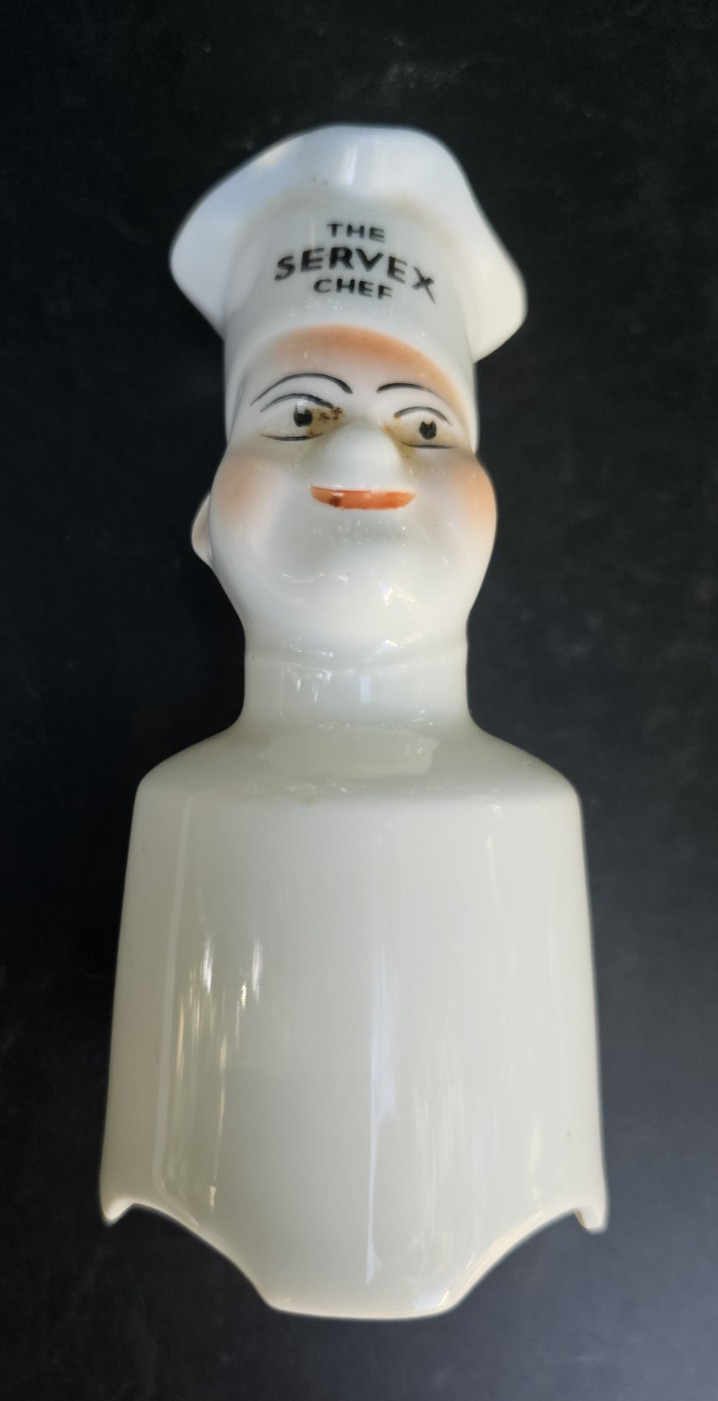 KITCHEN CHINA SERVEX CHEF PIE CHIMNEY PIE FUNNEL  BOHEMIA RARE 1930s