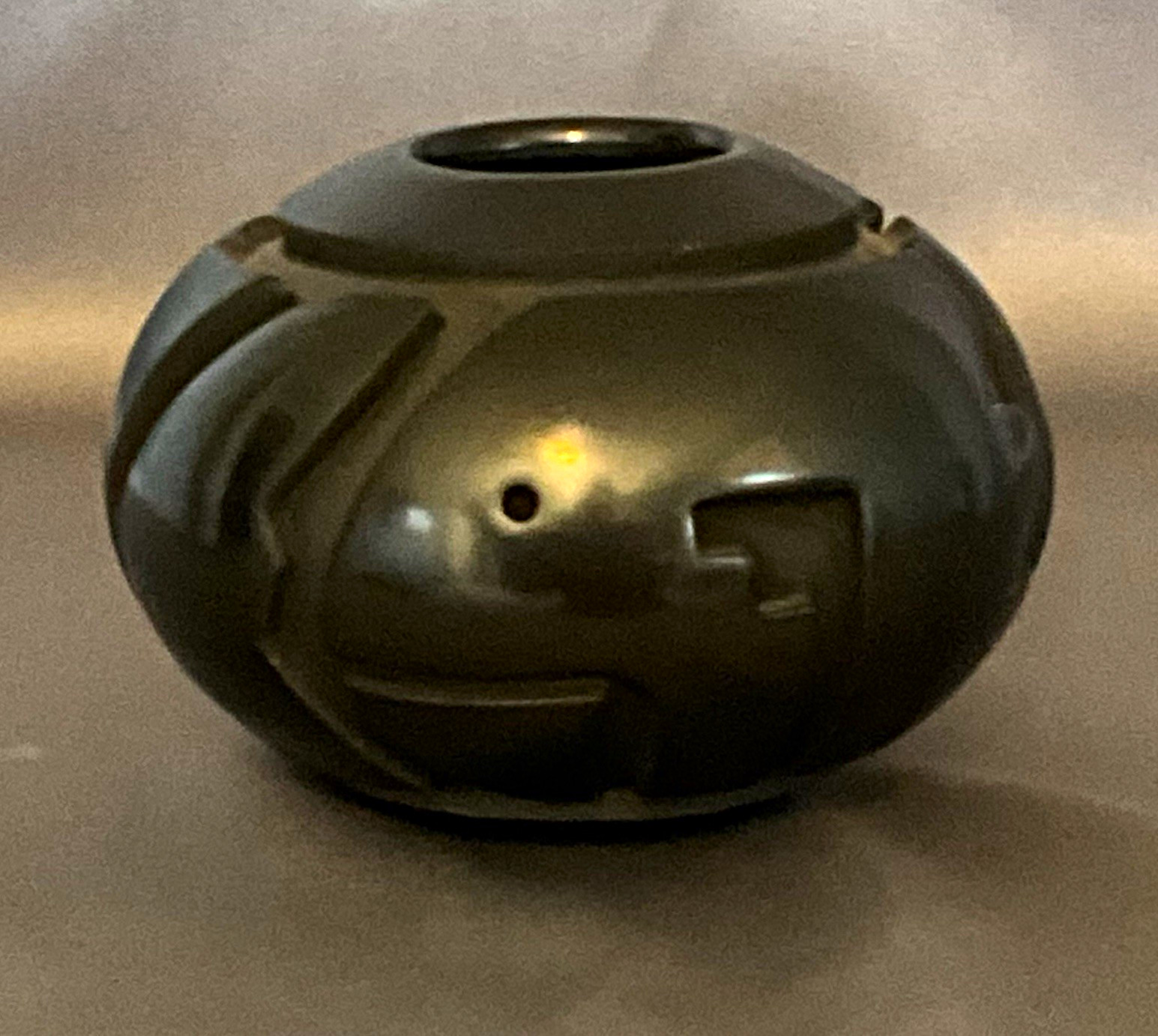 Santa Clara black carved pottery Santa Clara black carved pottery