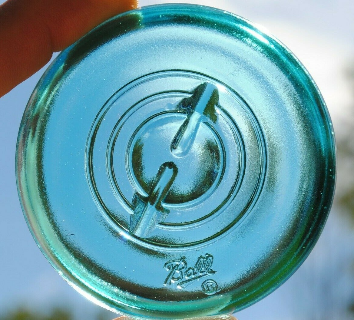 Vtg c. 1976 BALL® BLUE LID for BALL® IDEAL BICENTENNIAL WIRE BAIL CANNING JAR Vtg c. 1976 BALL® BLUE LID for BALL® IDEAL BICENTENNIAL WIRE BAIL CANNING JAR