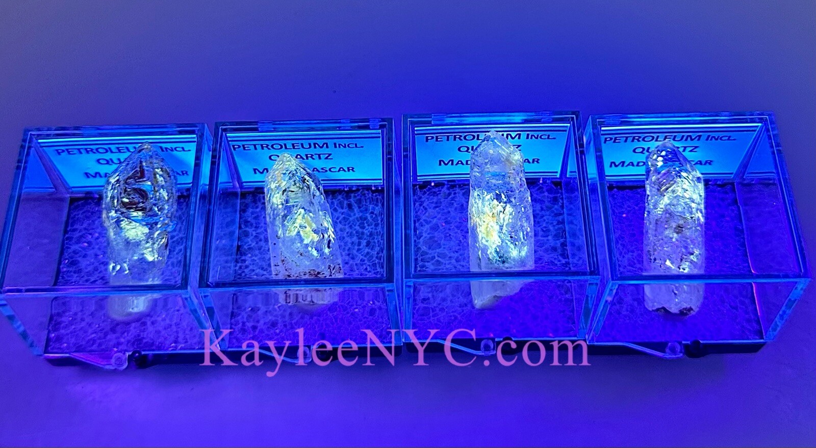 Wholesale Lot 4 Pcs Natural Petroleum Quartz Crystal Healing Energy