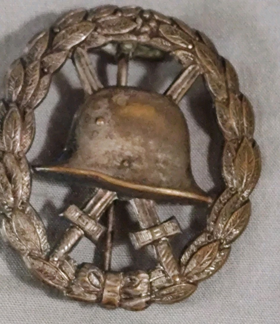 IMPERIAL GERMAN WORLD WAR I SILVER WOUND BADGE – CUT OUT VERSION IMPERIAL GERMAN WORLD WAR I SILVER WOUND BADGE – CUT OUT VERSION