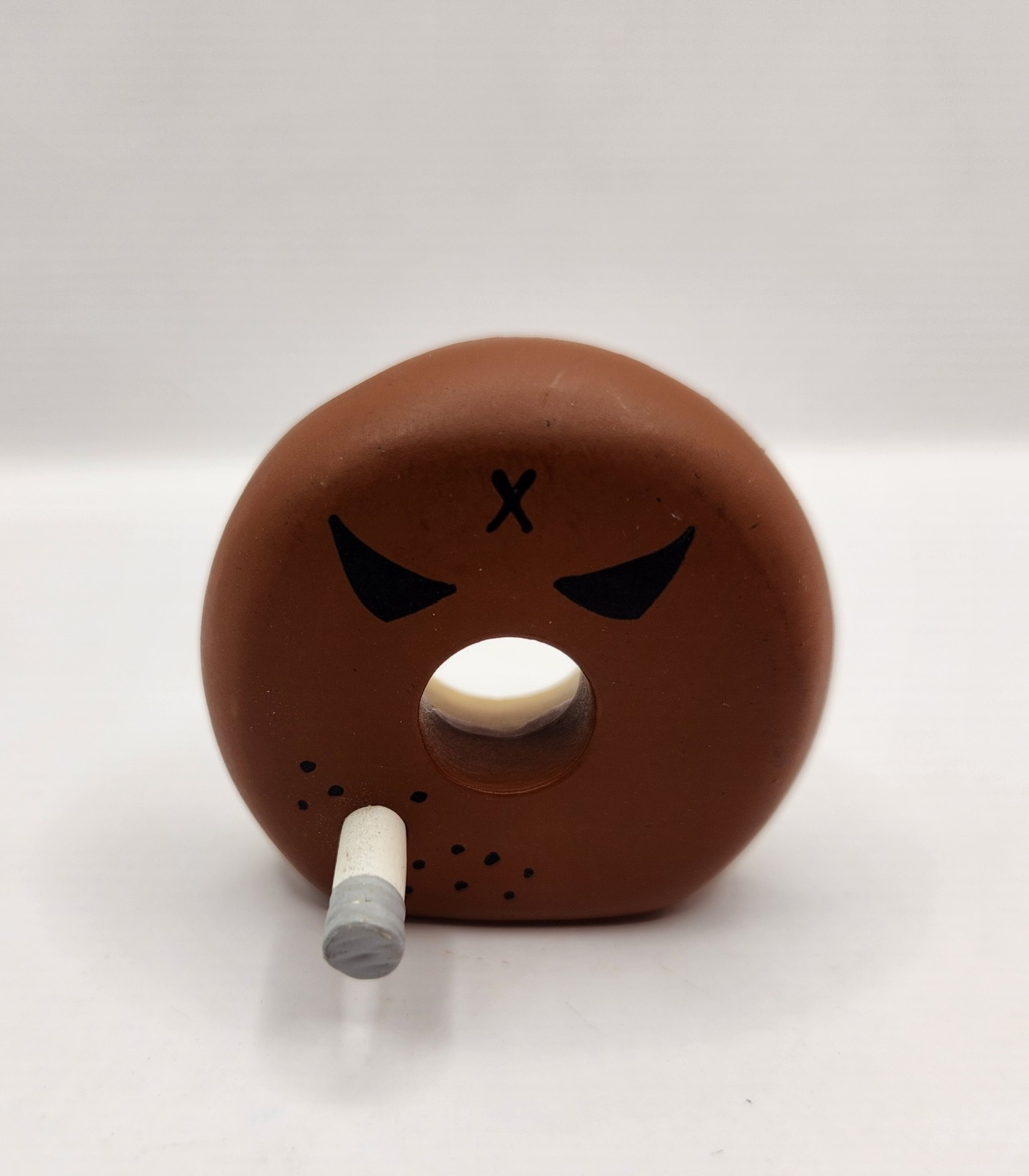 Kozik Karl Kidrobot Mongers Menthols Smoking Chocolate Donut 2007 Art Kozik Karl Kidrobot Mongers Menthols Smoking Chocolate Donut 2007 Art