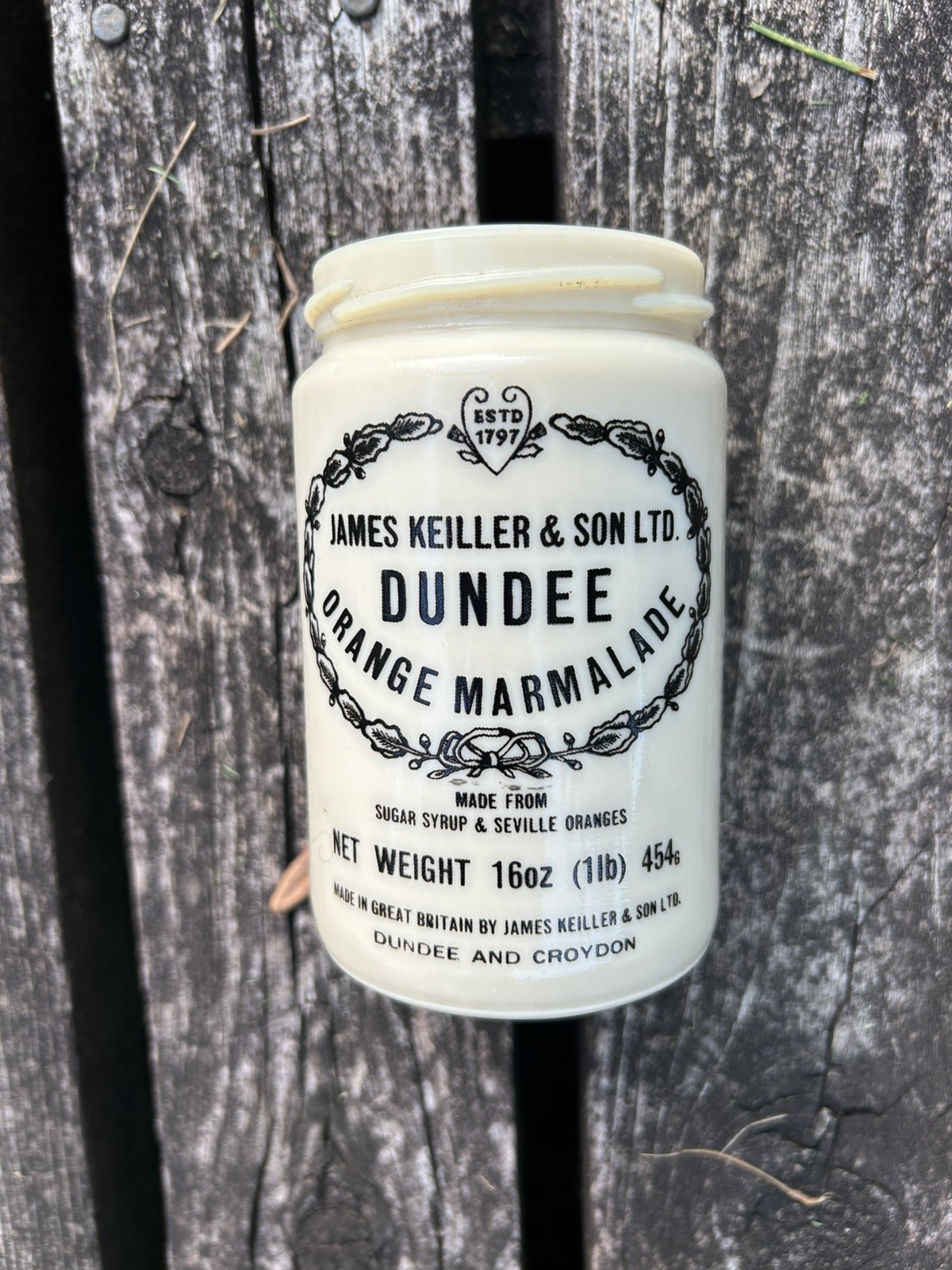 Vtg James Keiller & Son Dundee Orange Marmalade Creme Color Milk Glass Jar