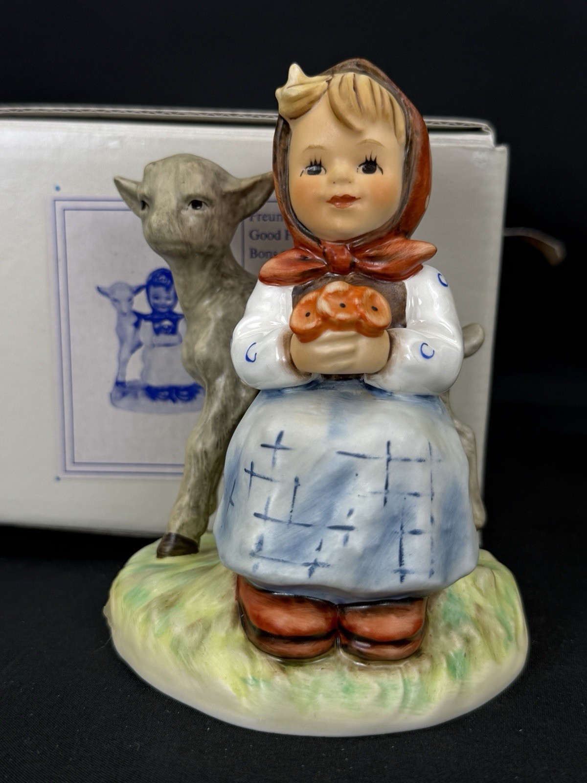 Goebel Hummel NIB Good Friends 182 No Crazing 