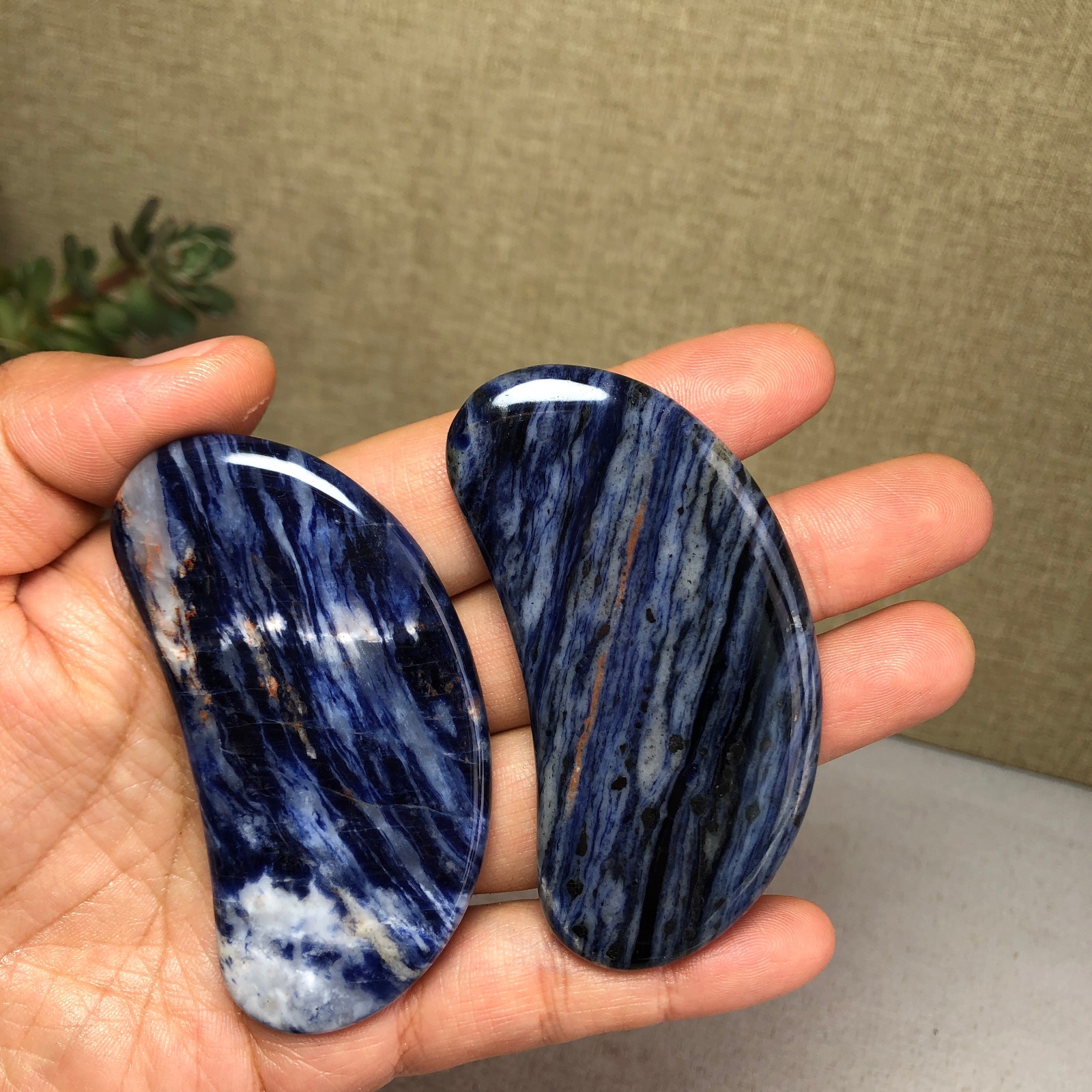 2pcs Natural Blue sodalite Moon shape Crystal Massage board specimens 72g A6091 2pcs Natural Blue sodalite Moon shape Crystal Massage board specimens 72g A6091