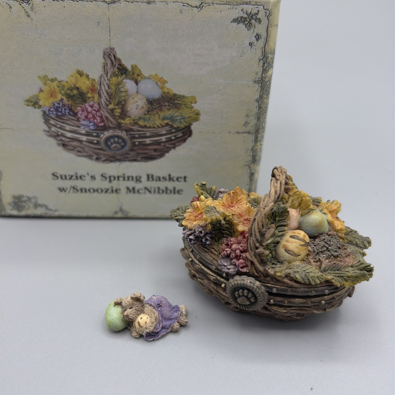Boyds Bears Treasure Box Suzie's Spring Basket with Snoozie McNibble Ltd Edition Boyds Bears Treasure Box Suzie's Spring Basket with Snoozie McNibble Ltd Edition