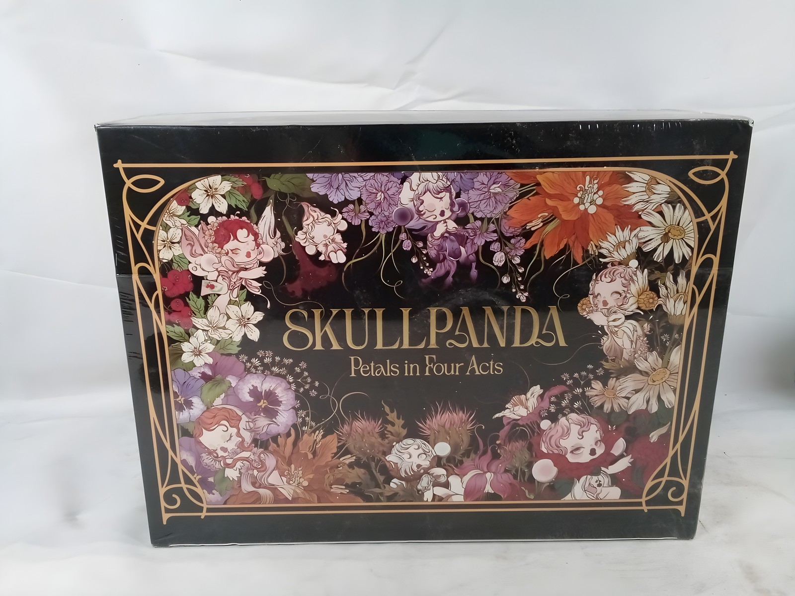 POP MART SKULLPANDA Petals in Four Acts Series Figures 12 Blind Boxes POP MART SKULLPANDA Petals in Four Acts Series Figures 12 Blind Boxes