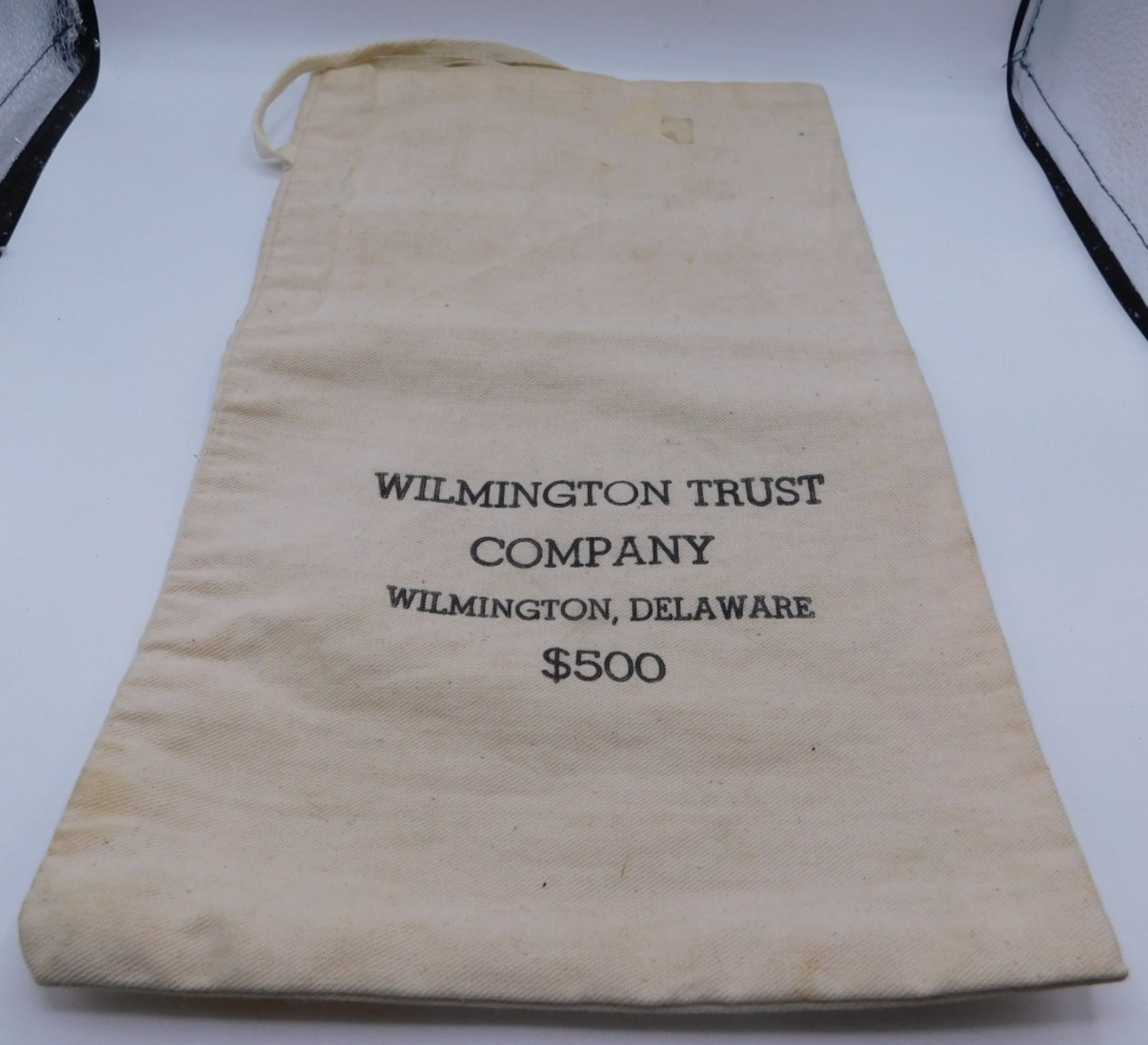 VINTAGE 1900s WILMINGTON TRUST COMPANY $500 CANVAS DRAWSTRING BAG COLLECTIBLE VINTAGE 1900s WILMINGTON TRUST COMPANY $500 CANVAS DRAWSTRING BAG COLLECTIBLE