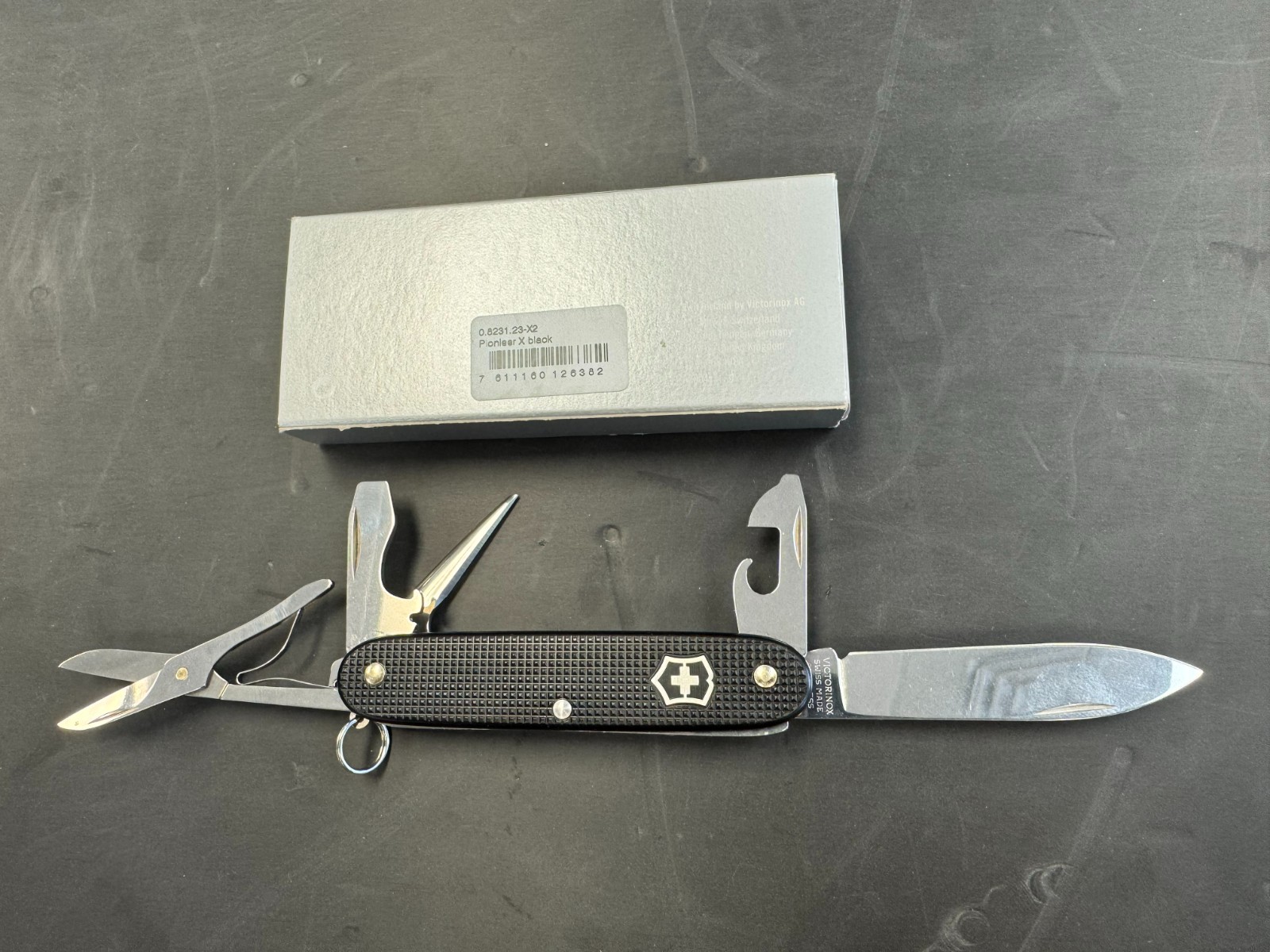 Victorinox Swiss Army Pioneer X Limited Black Alox NEW Victorinox Swiss Army Pioneer X Limited Black Alox NEW