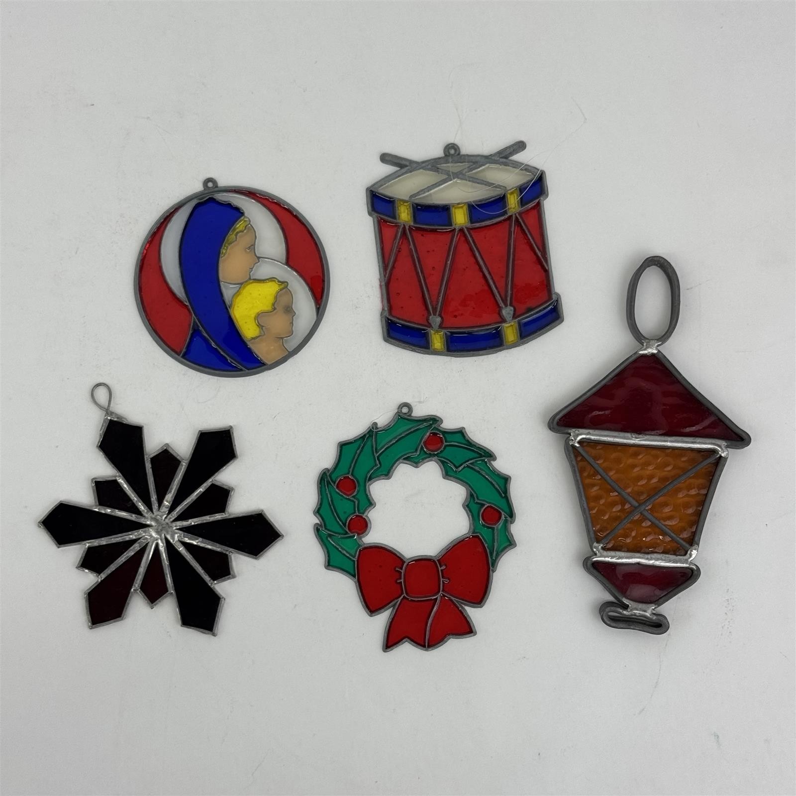 5 Vtg Stained Glass Christmas Ornaments Lantern Wreath Star Drum Madonna & Child