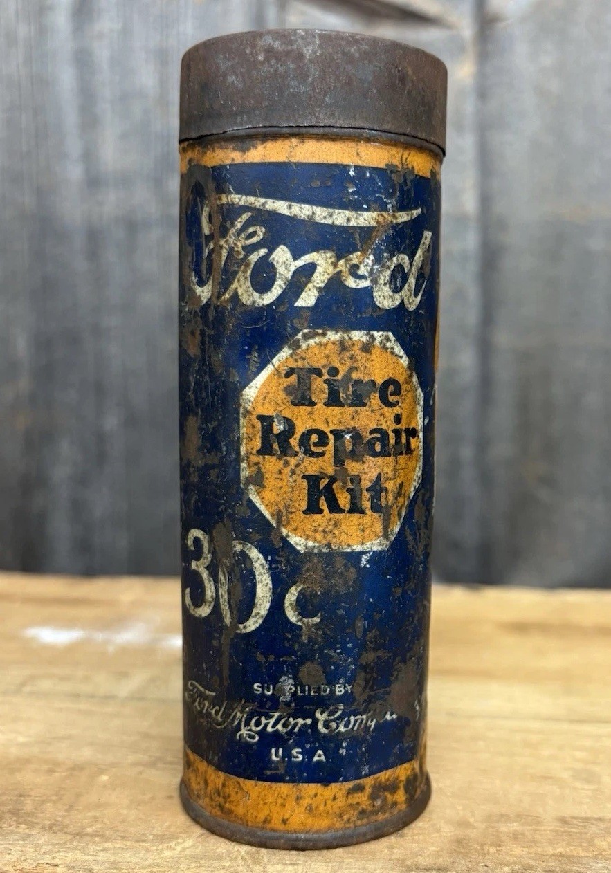 Early Vintage 1920s/30s Model T/Model A FORD Motor Co Tire Repair Kit Can Early Vintage 1920s/30s Model T/Model A FORD Motor Co Tire Repair Kit Can