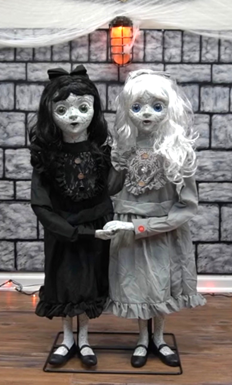 Haunted Living 3 ft Animated Creepy Twin Sisters TWINS ANIMATRONIC PROP NEW Haunted Living 3 ft Animated Creepy Twin Sisters TWINS ANIMATRONIC PROP NEW