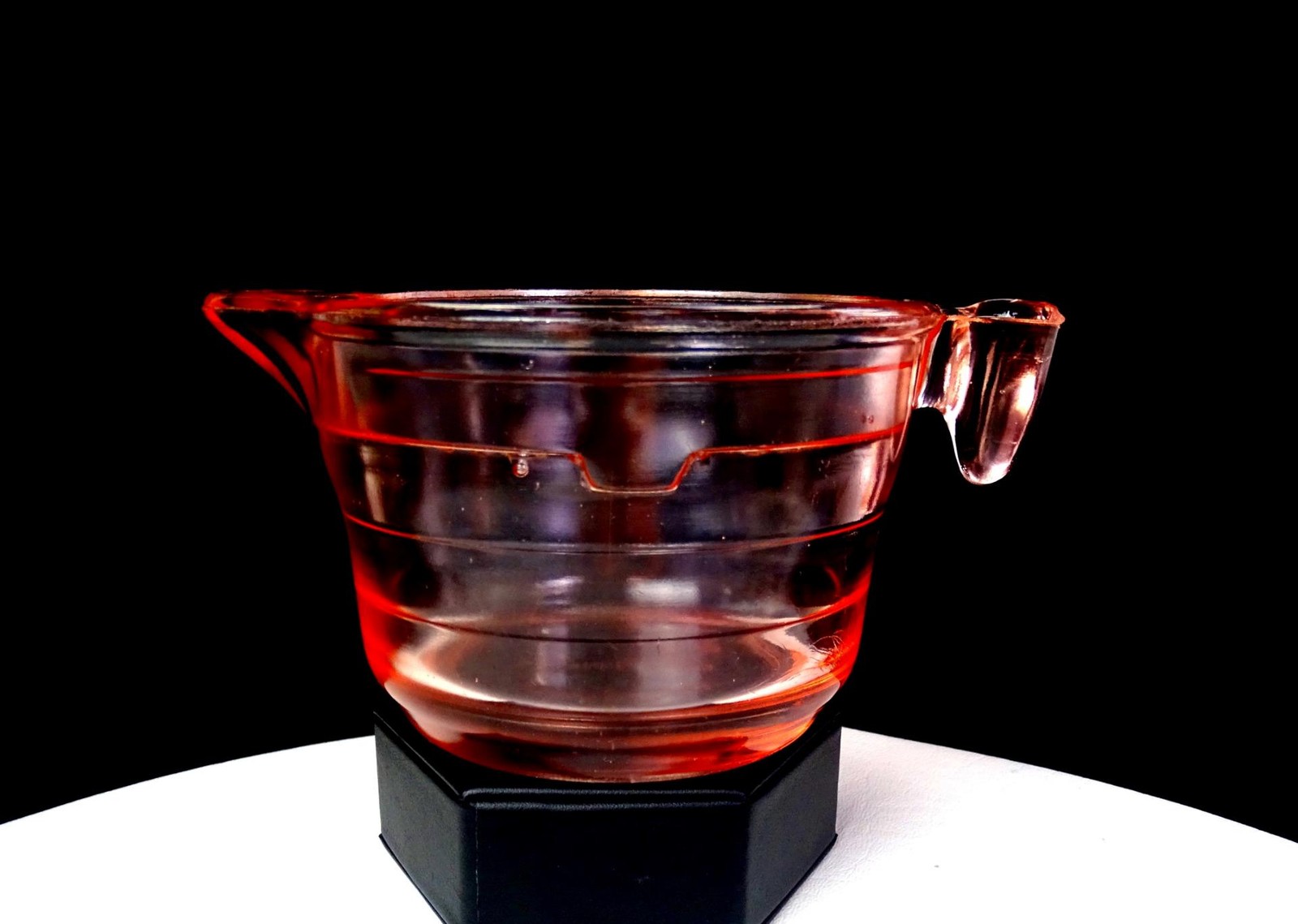 Depression Era Pink Glass 2 Cup 1 Pint Vintage 3 3/8" Measuring Cup 1930s Depression Era Pink Glass 2 Cup 1 Pint Vintage 3 3/8" Measuring Cup 1930s