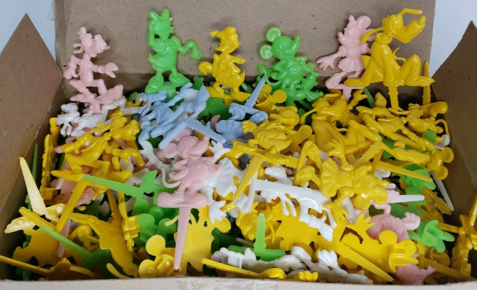 144 Vintage 1950 Licensed Disney Character Cake Toppers New in Box V3 144 Vintage 1950 Licensed Disney Character Cake Toppers New in Box V3