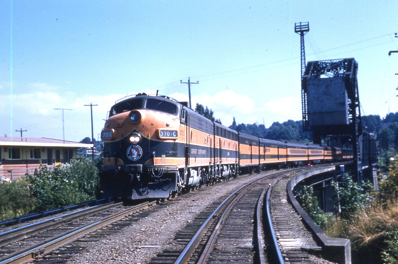 (Lot #865-B, Set of 20) GREAT NORTHERN PASSENGER ACTION SLIDES (Lot #865-B, Set of 20) GREAT NORTHERN PASSENGER ACTION SLIDES