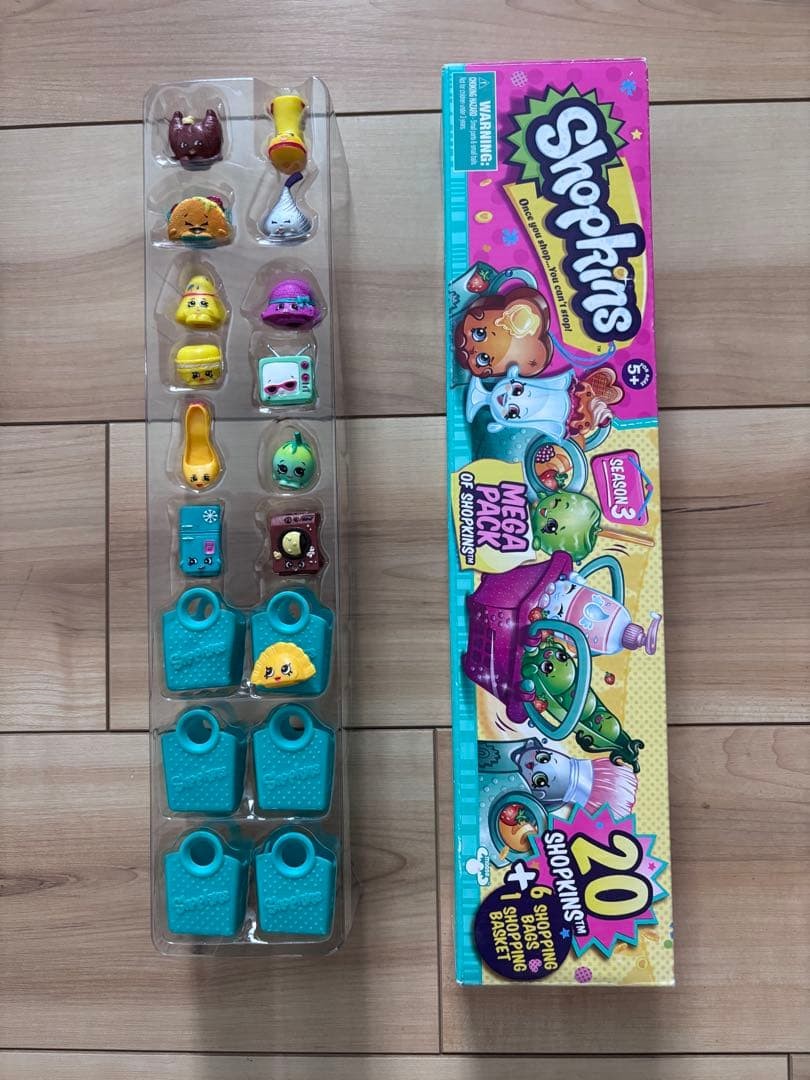 Shopkins 13 Figure & 6 Shopping Bag Lot Collectible 15+ Shopkins 13 Figure & 6 Shopping Bag Lot Collectible 15+