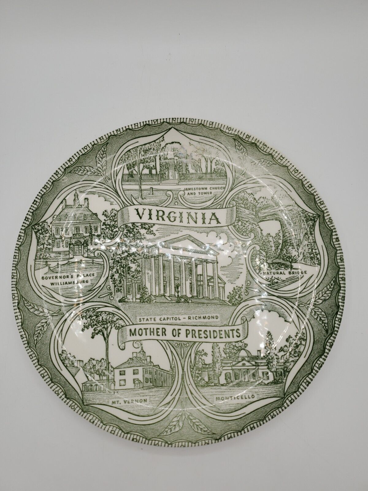 Vintage Virginia Mother of Presidents Display Decorative Plate Green White 9.25\