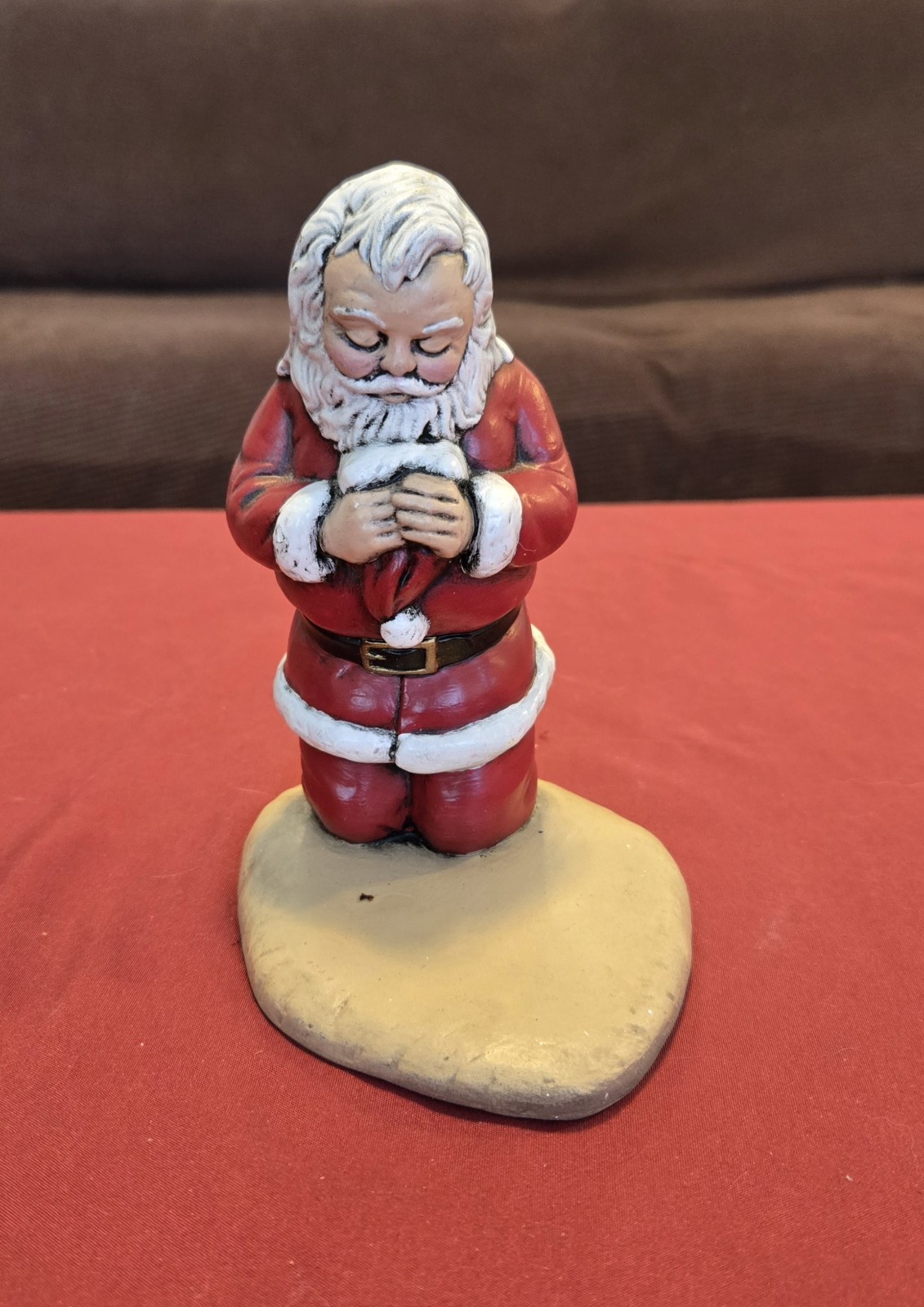 Kneeling Santa Claus Figurine Kneeling Santa Claus Figurine