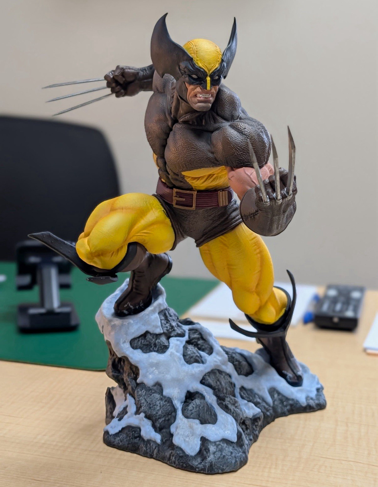 Wolverine 1/6 Scale Hand Painted Custom Statue Diorama Marvel X-Men Display Wolverine 1/6 Scale Hand Painted Custom Statue Diorama Marvel X-Men Display