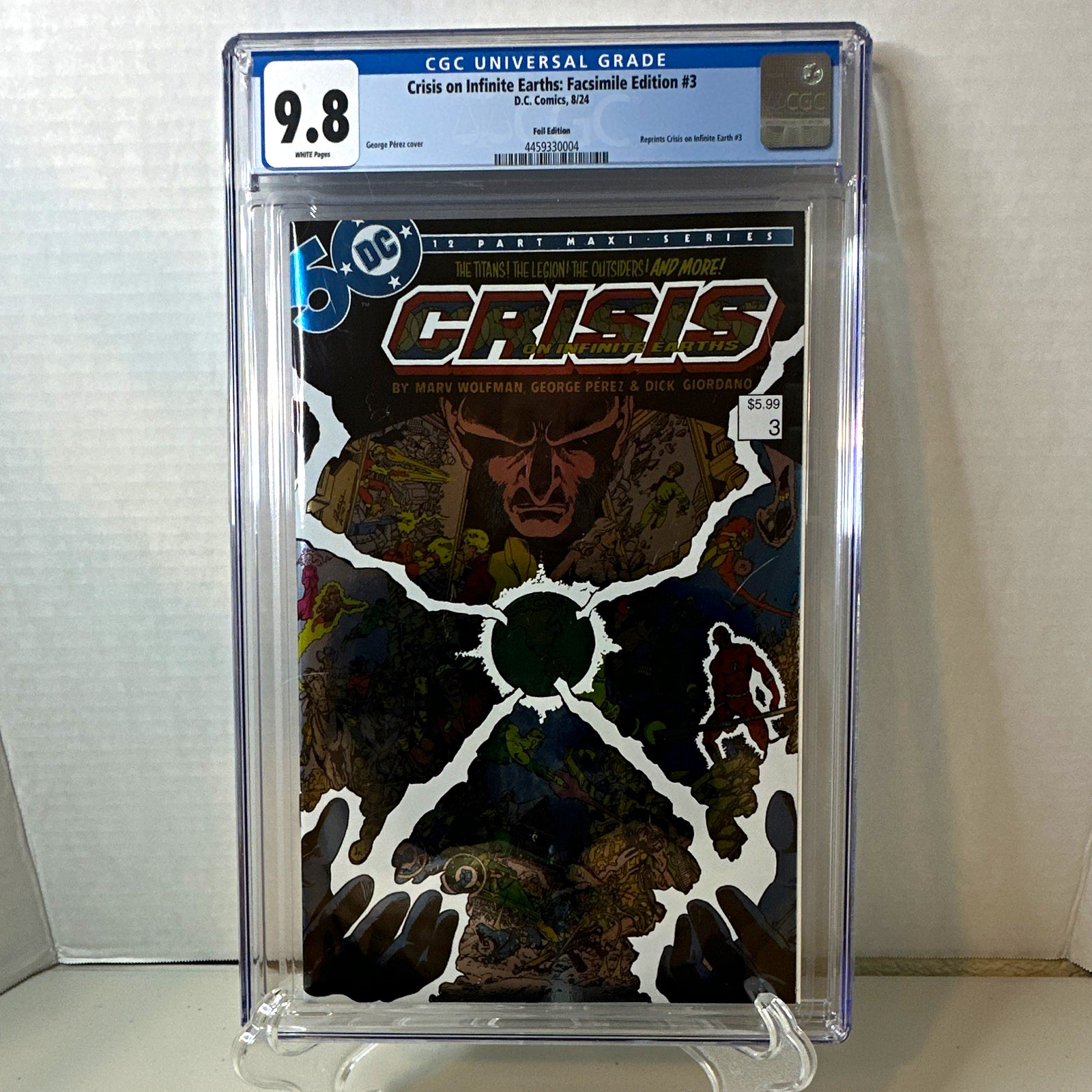 DC Comics Crisis on Infinite Earths Facsimile #3 Foil CGC 9.8 DC Comics Crisis on Infinite Earths Facsimile #3 Foil CGC 9.8