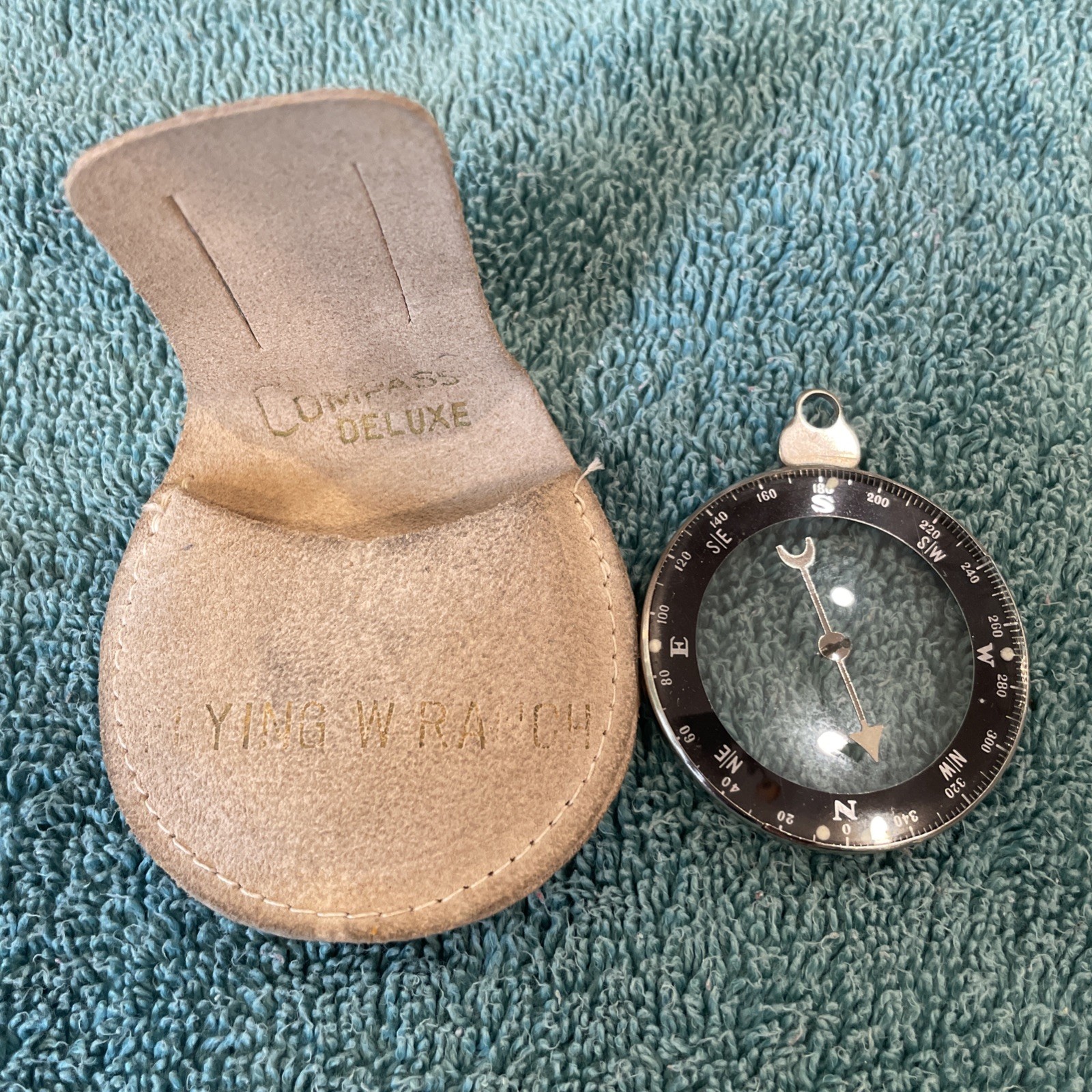 Vintage Flying W Ranch Pendant Compass 2 Sided Clear Made In Japan Leather Case