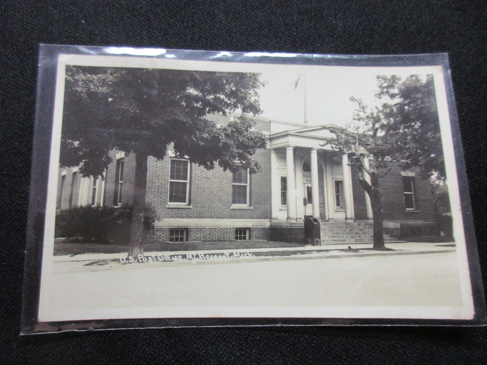 RPPC US POST OFFICE MT PLEASANT MICHIGAN c 1946 POSTMARK WHEELER MICHIGAN RPPC US POST OFFICE MT PLEASANT MICHIGAN c 1946 POSTMARK WHEELER MICHIGAN