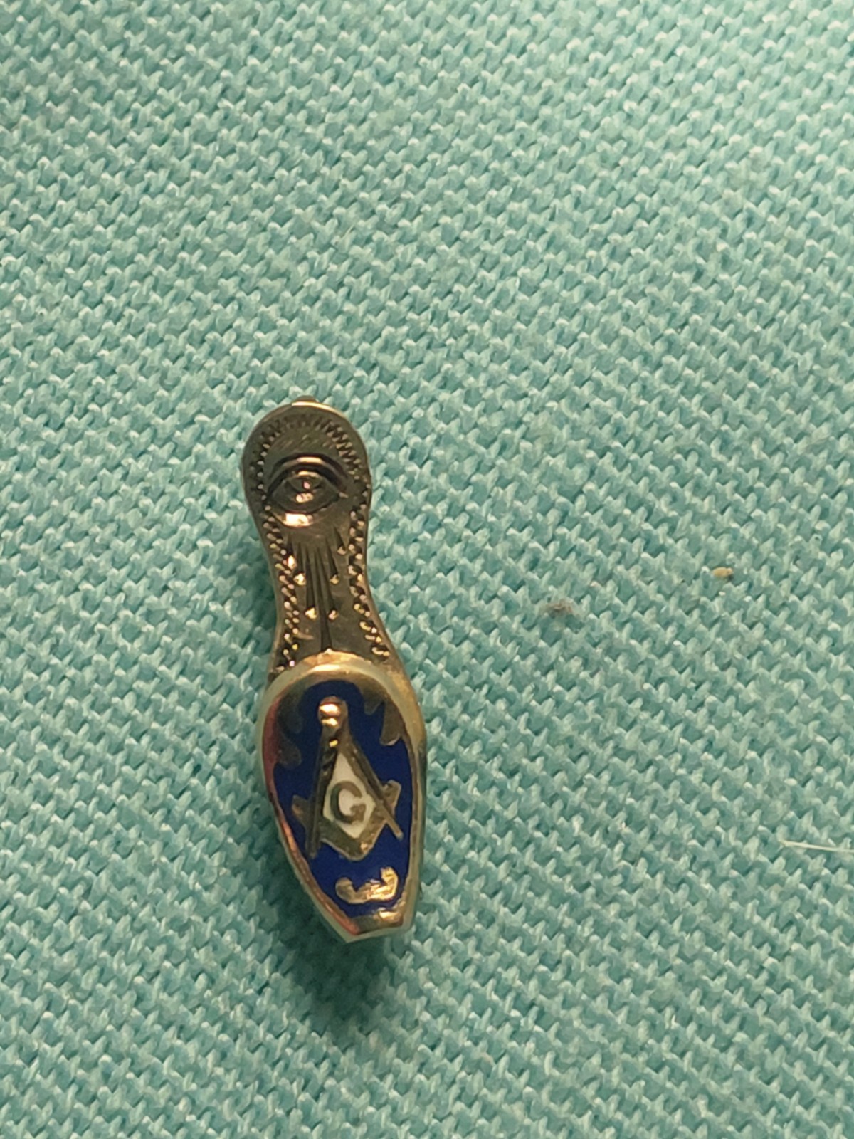 Vtg Masonic All Seeing Eye 10k Gold Widow Blue Slipper Enamel Pin 1/2g 3/4" L Vtg Masonic All Seeing Eye 10k Gold Widow Blue Slipper Enamel Pin 1/2g 3/4" L
