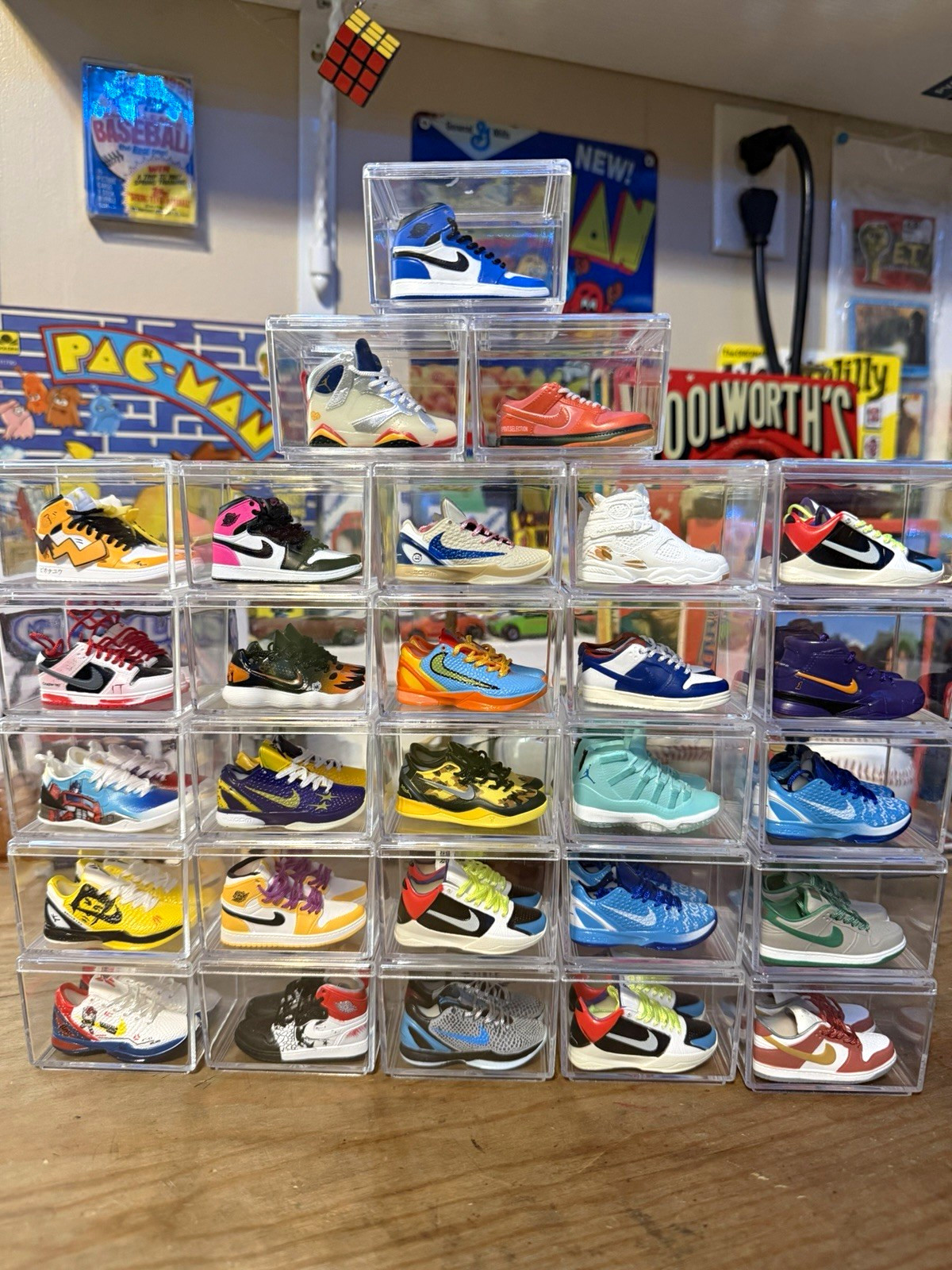 3d mini shoes Nike Kobe sb Jordan’s mini sneakers 3d mini shoes Nike Kobe sb Jordan’s mini sneakers
