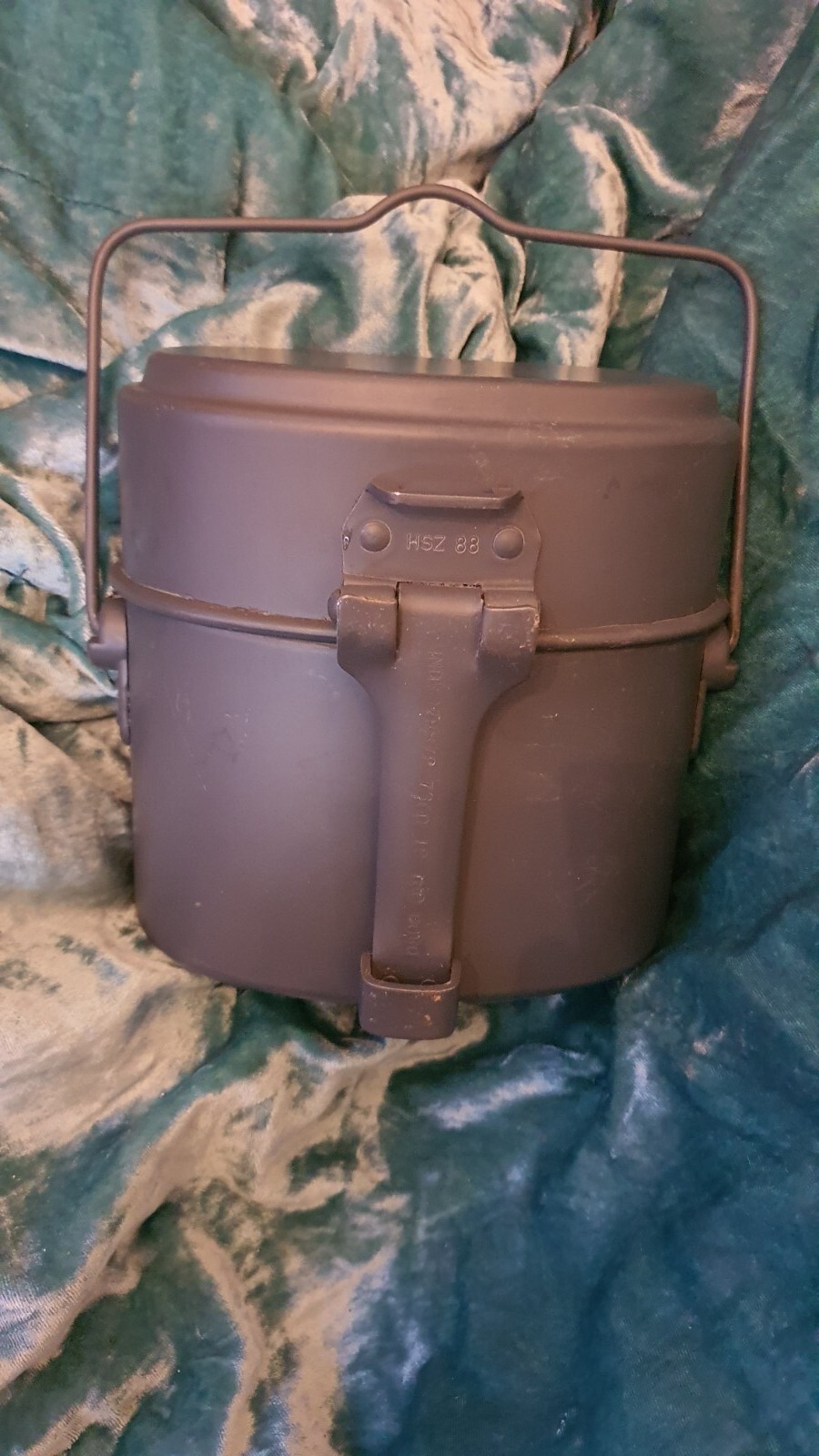 Genuine WW2-COLD WAR GERMAN ARMY M31 MESS TIN MILITARY Genuine WW2-COLD WAR GERMAN ARMY M31 MESS TIN MILITARY