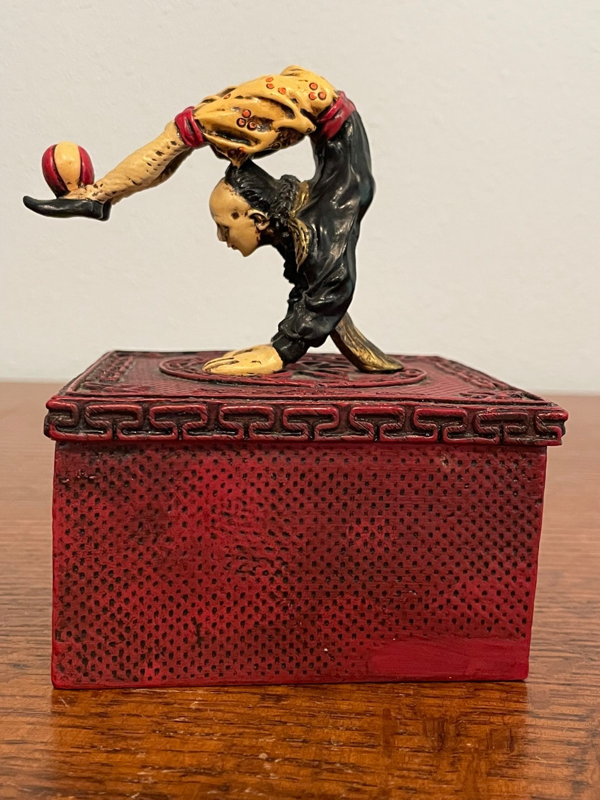 VTG SPI San Pacific Int'l Acrobat Contortionist Resin Trinket Box Circus Decor VTG SPI San Pacific Int'l Acrobat Contortionist Resin Trinket Box Circus Decor