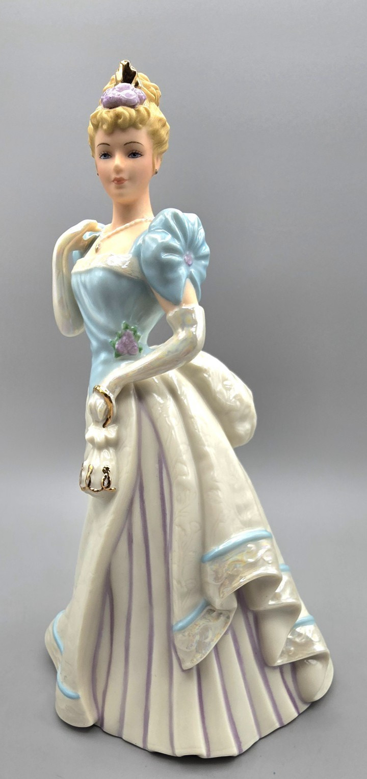 Lenox Classics Gala Figurine Ivory Opening Night Elegant Porcelain Figurine Lenox Classics Gala Figurine Ivory Opening Night Elegant Porcelain Figurine