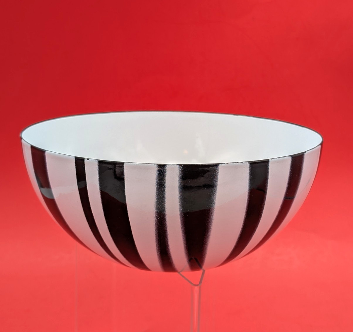 Vtg Cathrineholm Enamelware Bowl Black White Striped Glossy 8" MCM Kittelsen Vtg Cathrineholm Enamelware Bowl Black White Striped Glossy 8" MCM Kittelsen