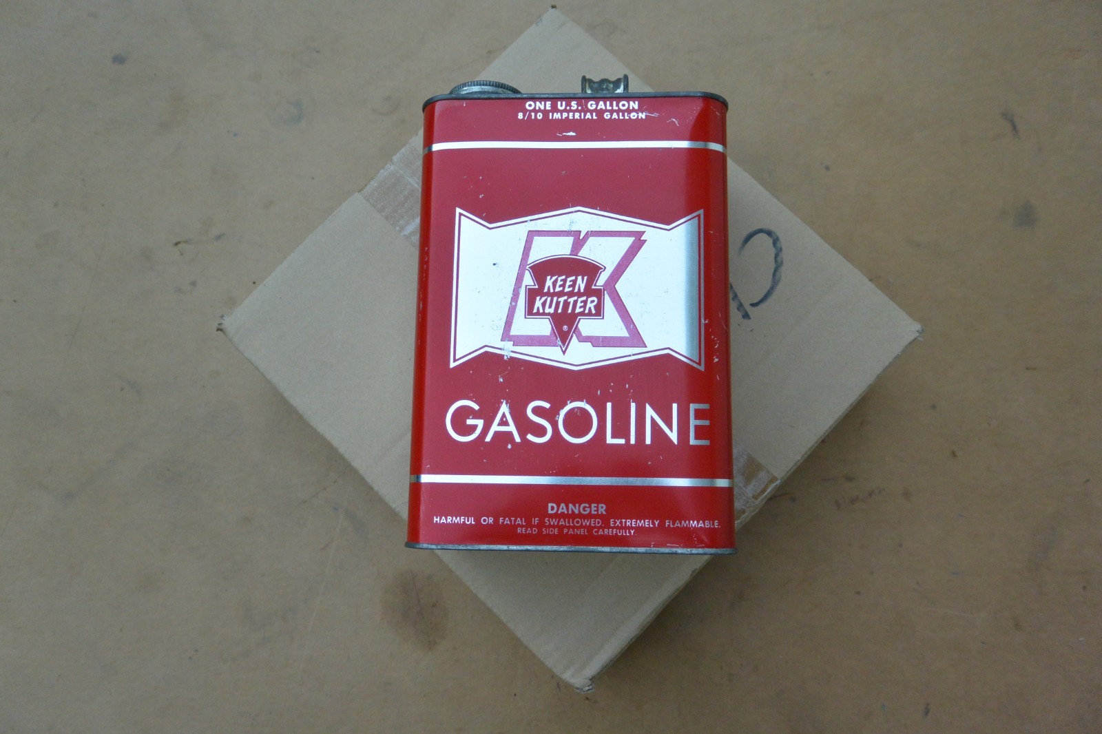 Vintage Keen Kutter One Gallon Gasoline Gas Can Vintage Keen Kutter One Gallon Gasoline Gas Can