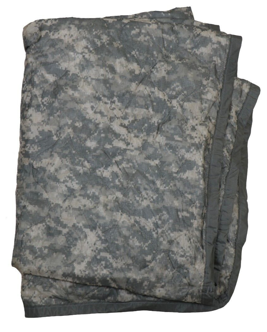 Used US Army Poncho Liner Woobie ACU UCP Digital Camo Military Issue Blanket