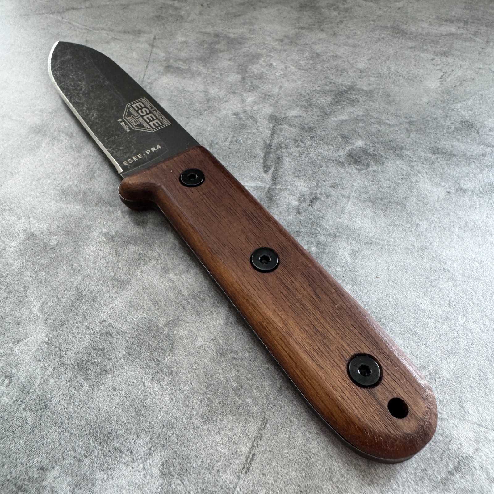 Walnut handles scales compatible with ESEE PR4 knife Walnut handles scales compatible with ESEE PR4 knife