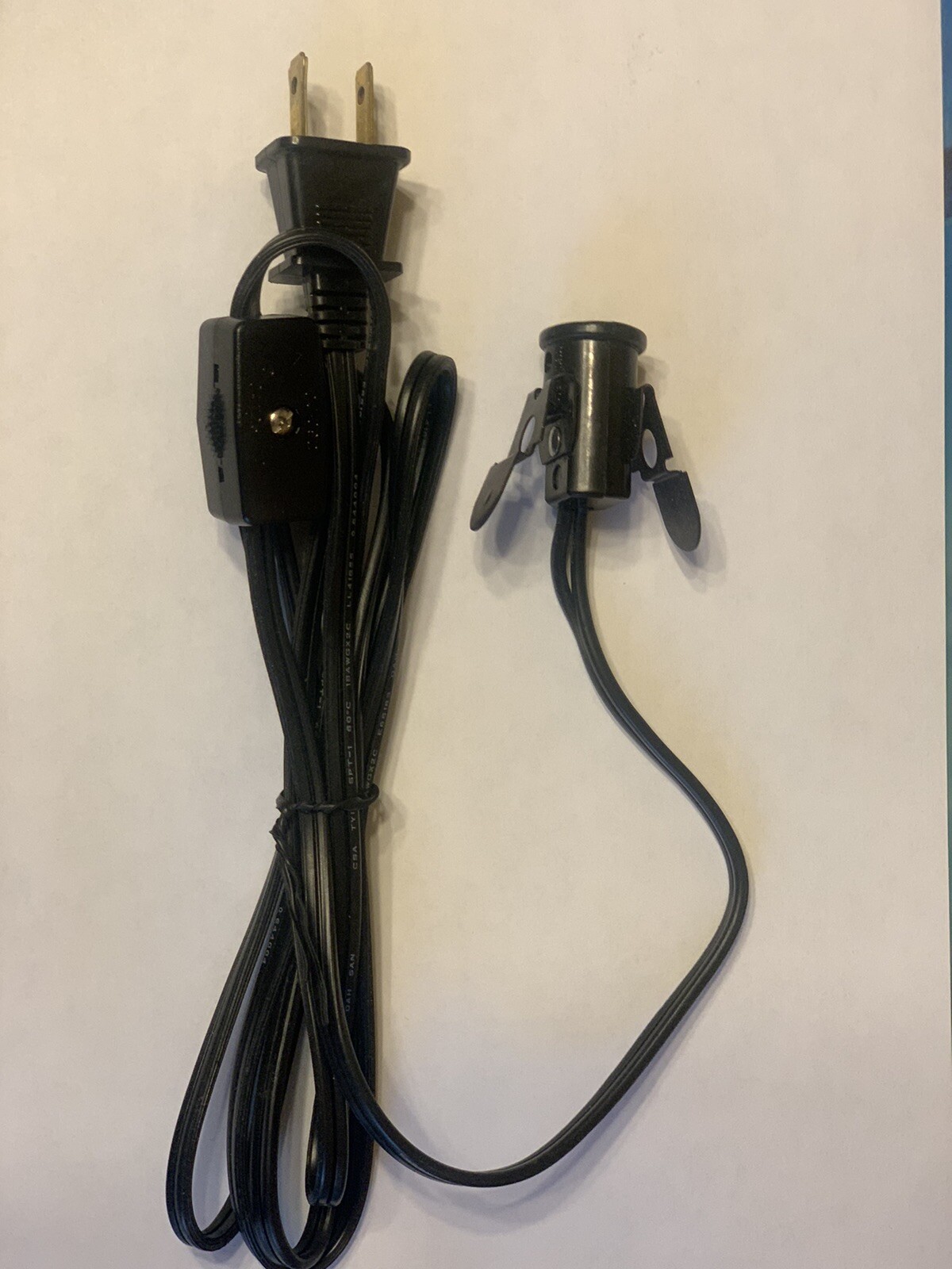 Lamp Cord with Clip In Socket Lamp Cord with Clip In Socket